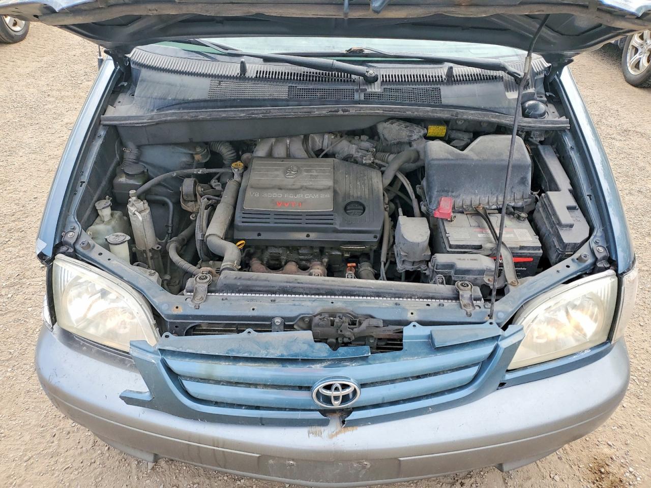 2003 Toyota Sienna Le Синий vin: 4T3ZF13C43U538721