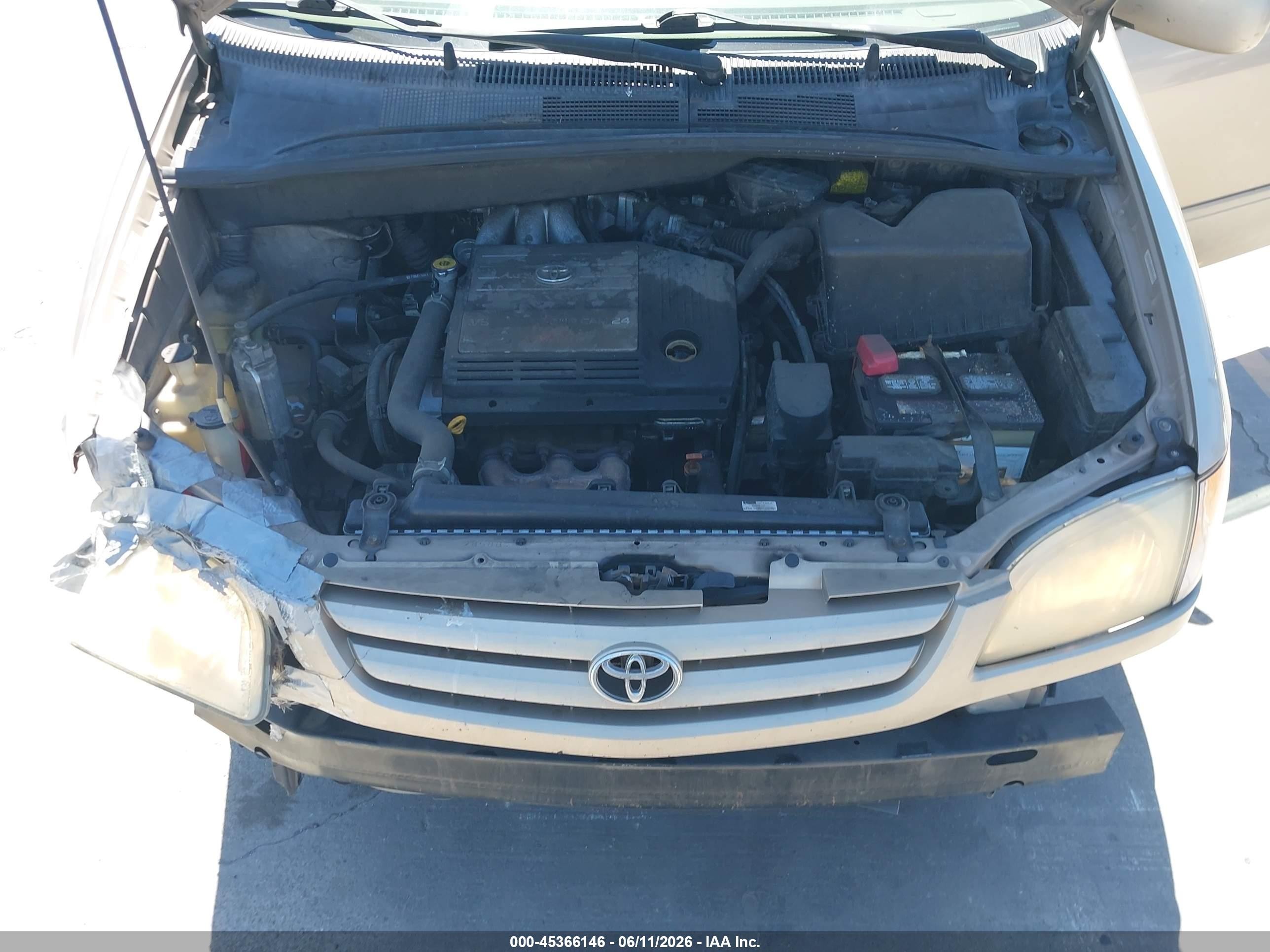 2002 Toyota Sienna Le Brown vin: 4T3ZF13C52U438416
