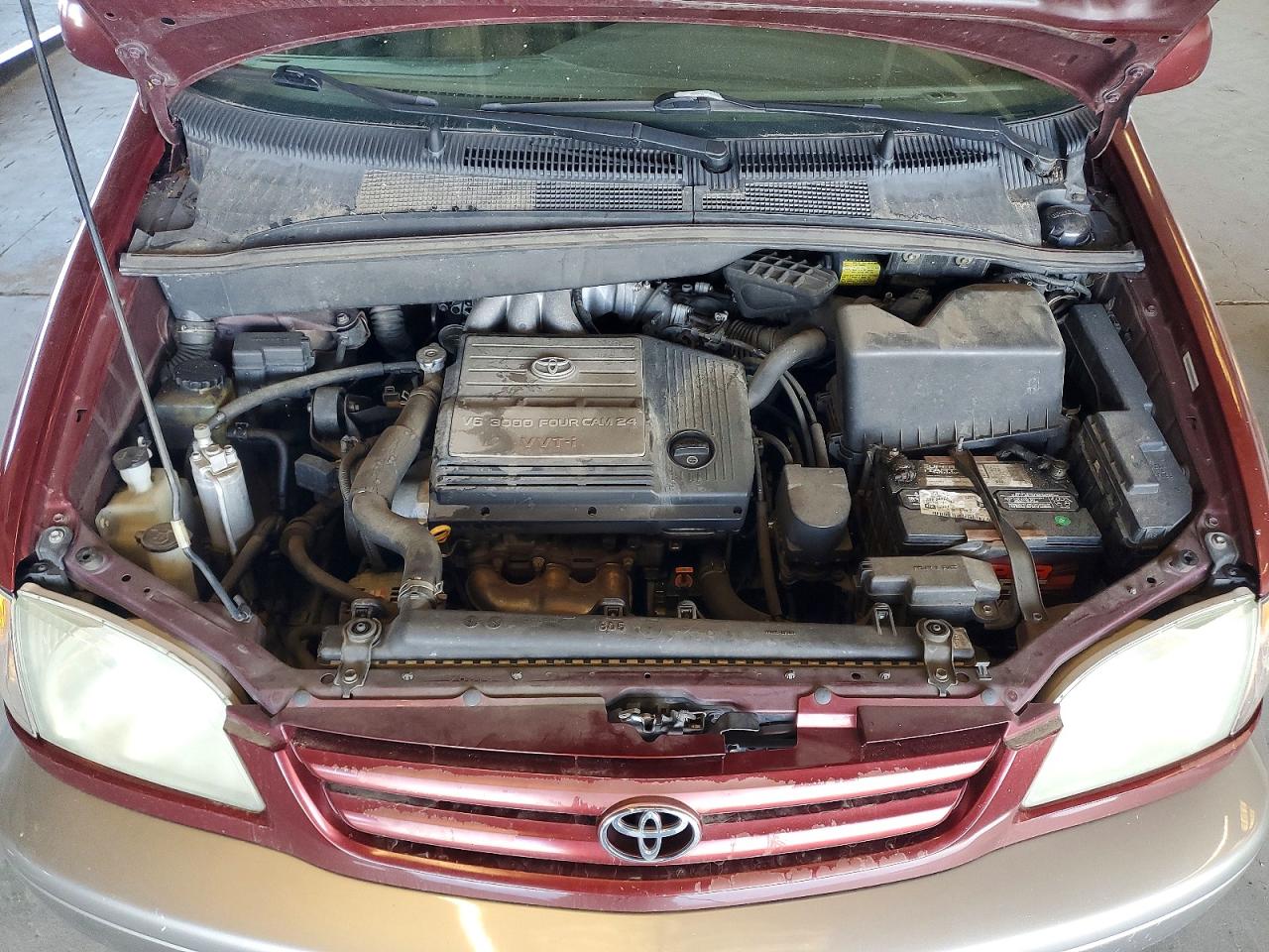 2002 Toyota Sienna Xle Burgundy vin: 4T3ZF13C52U455040