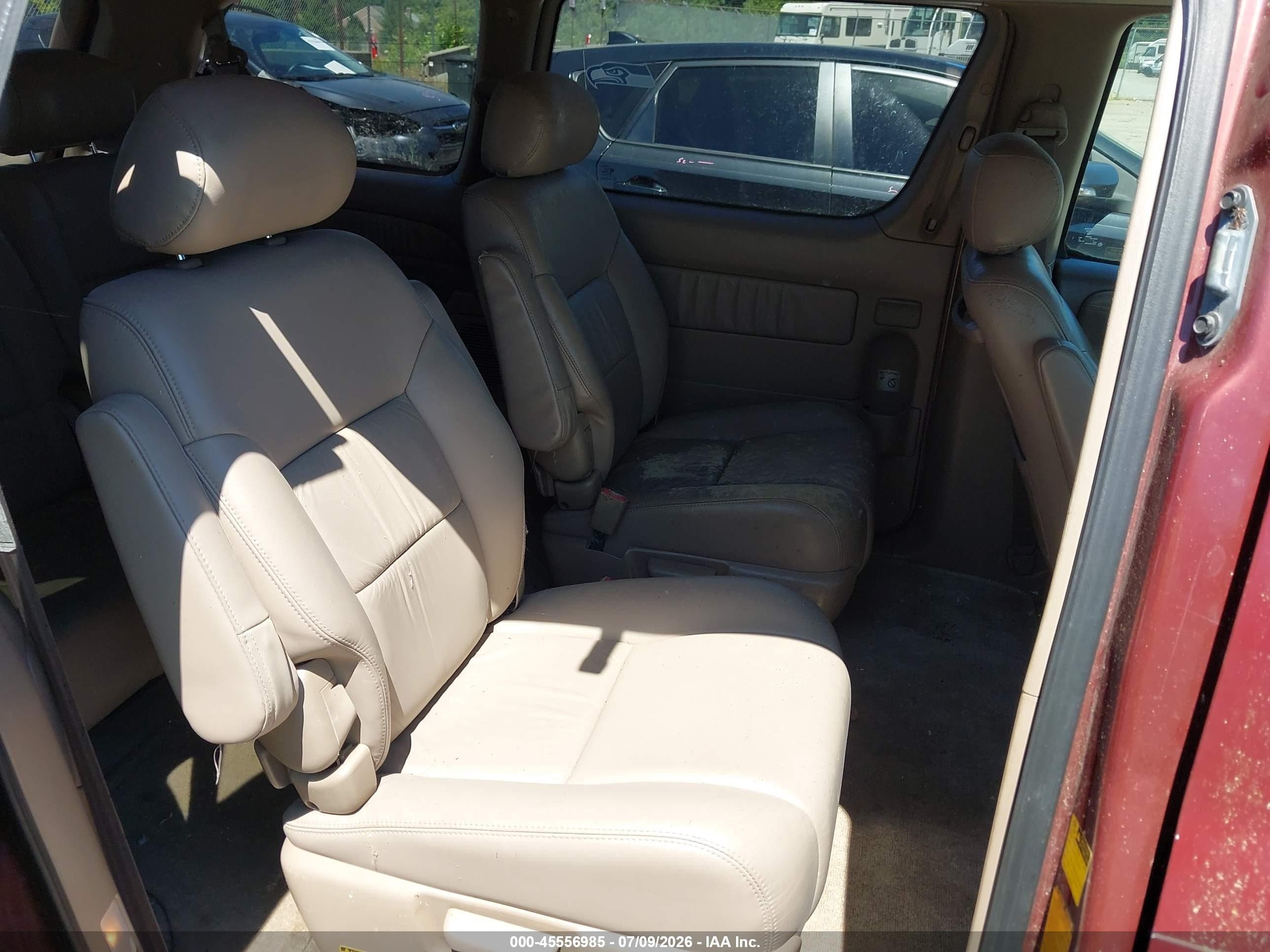 2002 Toyota Sienna Xle Burgundy vin: 4T3ZF13C52U489222
