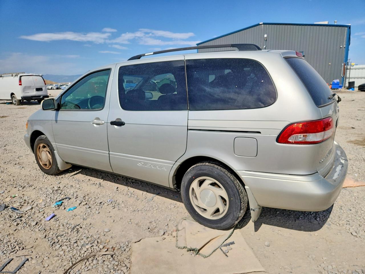 2003 Toyota Sienna Le Silver vin: 4T3ZF13C53U533043