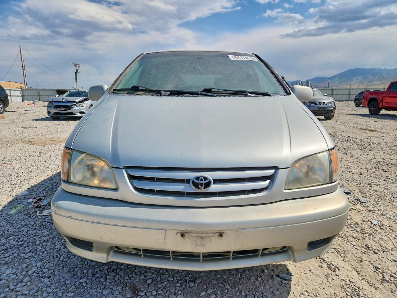 2003 Toyota Sienna Le Silver vin: 4T3ZF13C53U533043