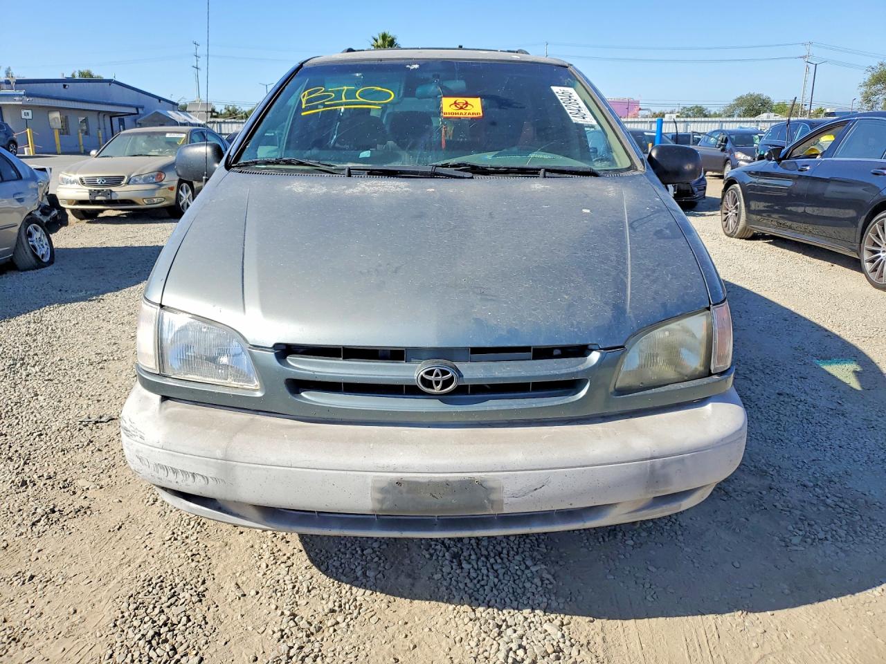 1998 Toyota Sienna Le Зеленый vin: 4T3ZF13C5WU025420