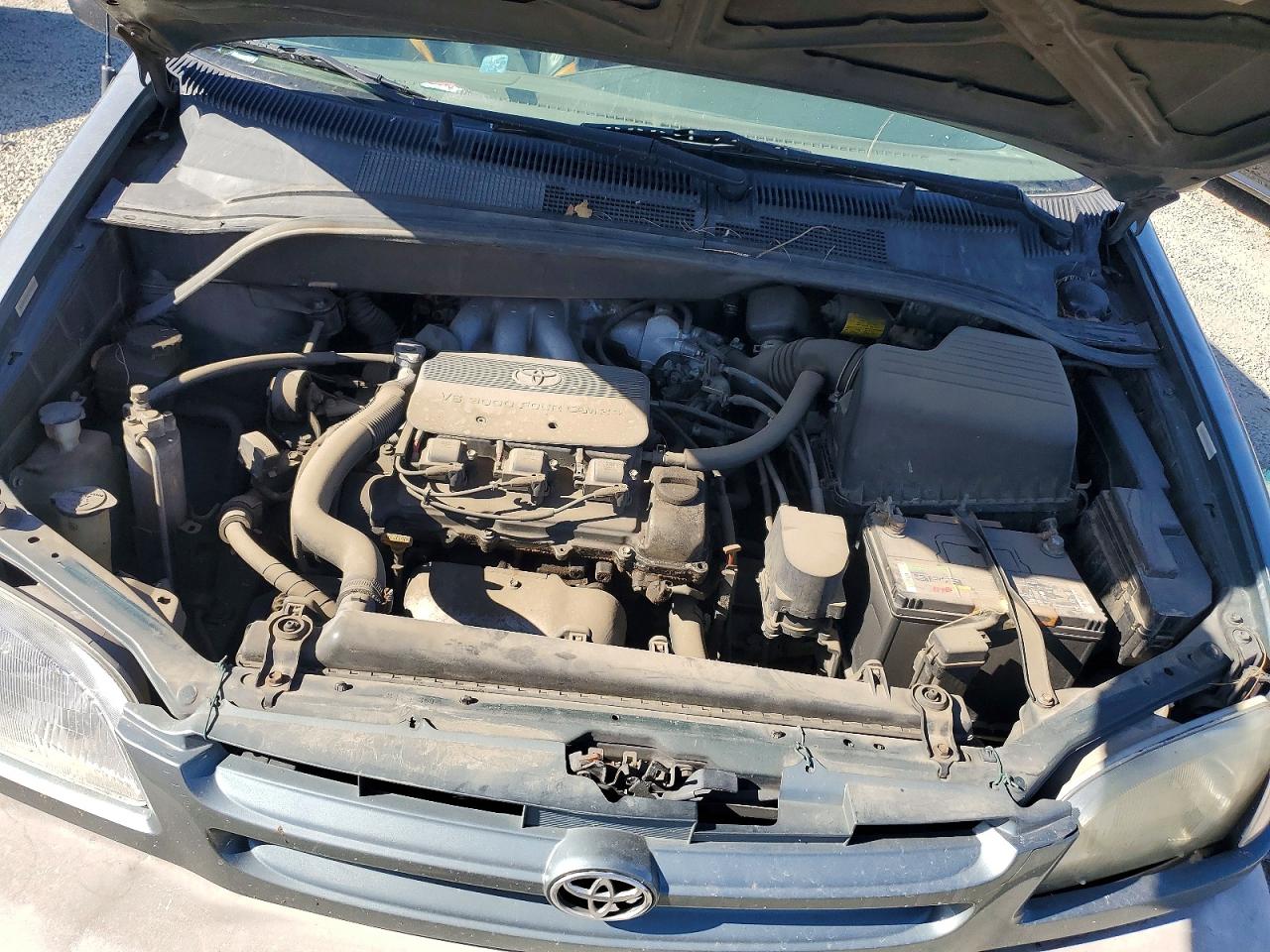 1998 Toyota Sienna Le Зеленый vin: 4T3ZF13C5WU025420