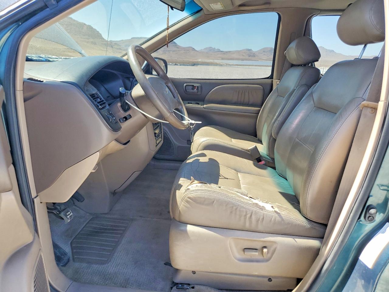 1998 Toyota Sienna Xle Зеленый vin: 4T3ZF13C5WU043786