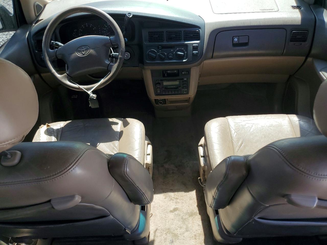 1998 Toyota Sienna Xle Зеленый vin: 4T3ZF13C5WU043786