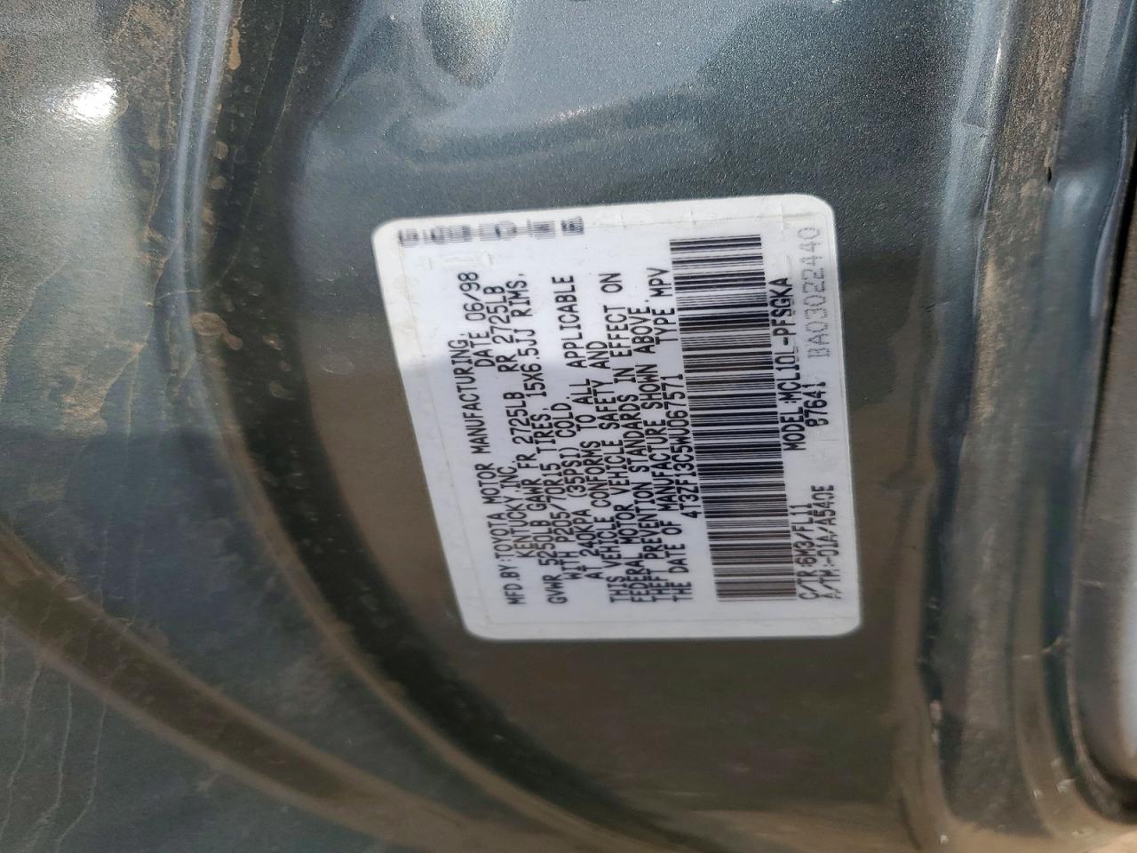 1998 Toyota Sienna Le Gray vin: 4T3ZF13C5WU067571