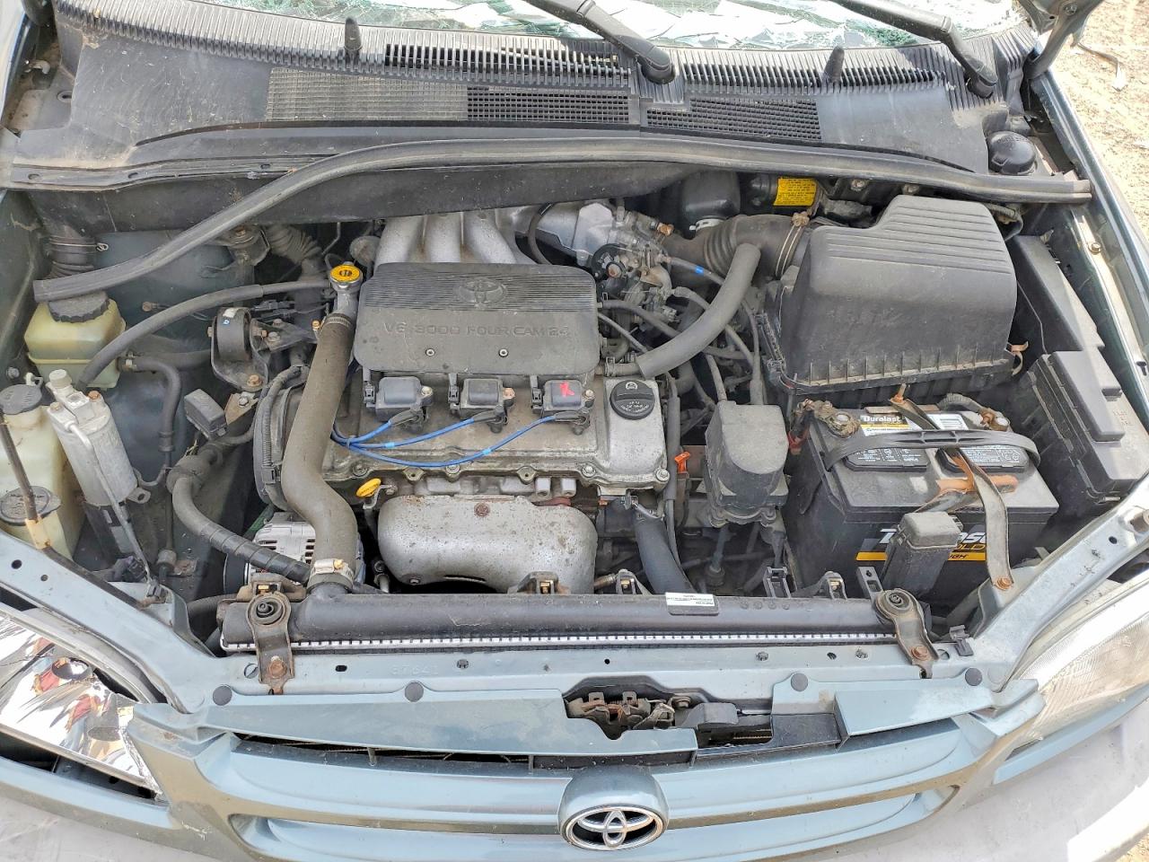 1998 Toyota Sienna Le Gray vin: 4T3ZF13C5WU067571