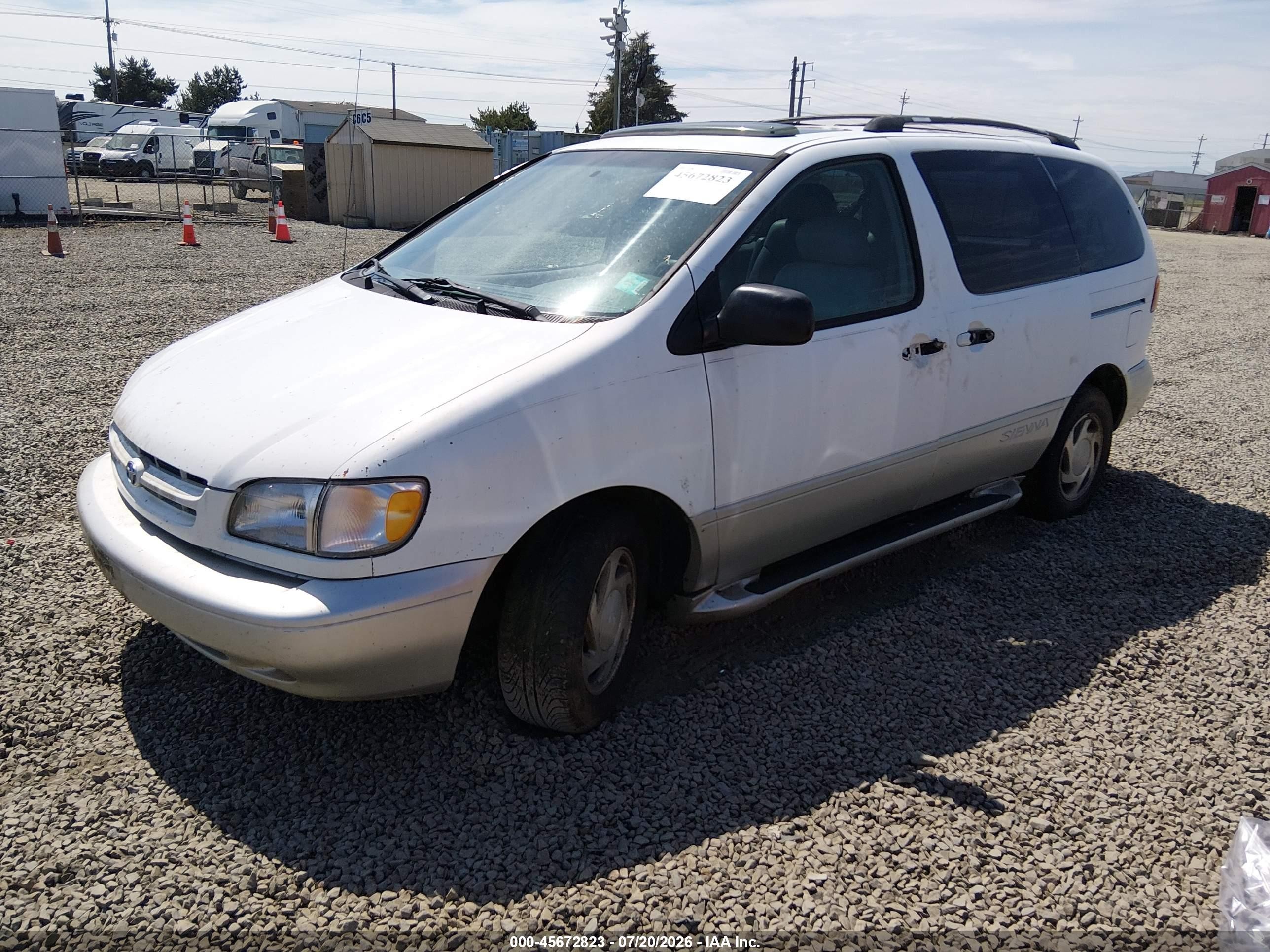 2000 Toyota Sienna Xle White vin: 4T3ZF13C5YU212983