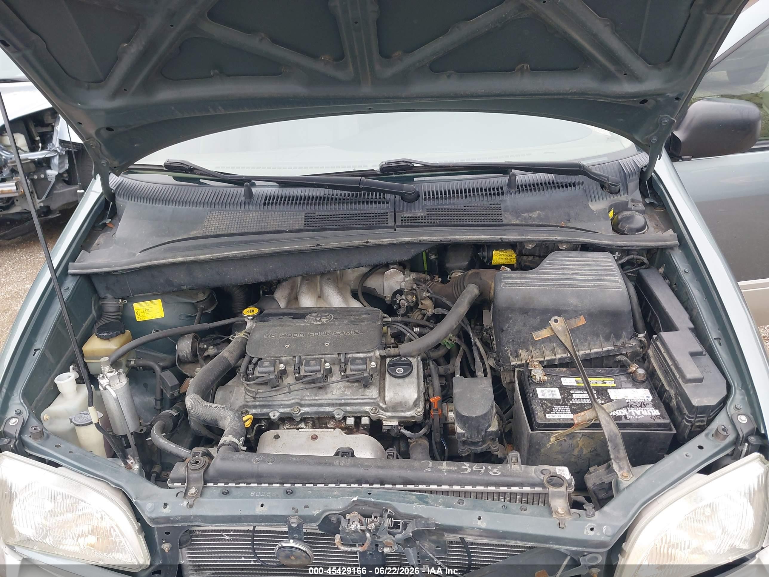2000 Toyota Sienna Le/xle Blue vin: 4T3ZF13C5YU240136