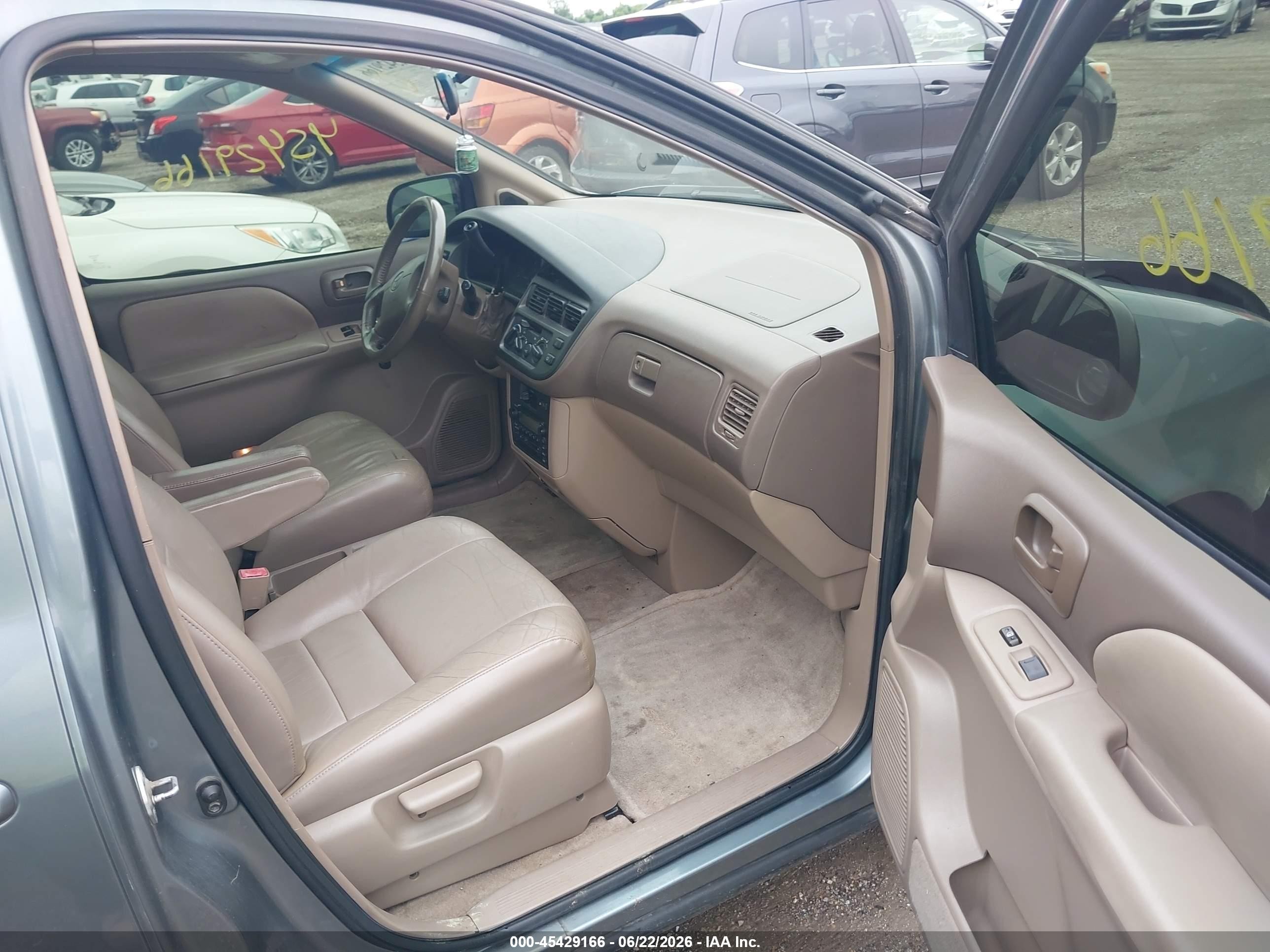 2000 Toyota Sienna Le/xle Blue vin: 4T3ZF13C5YU240136