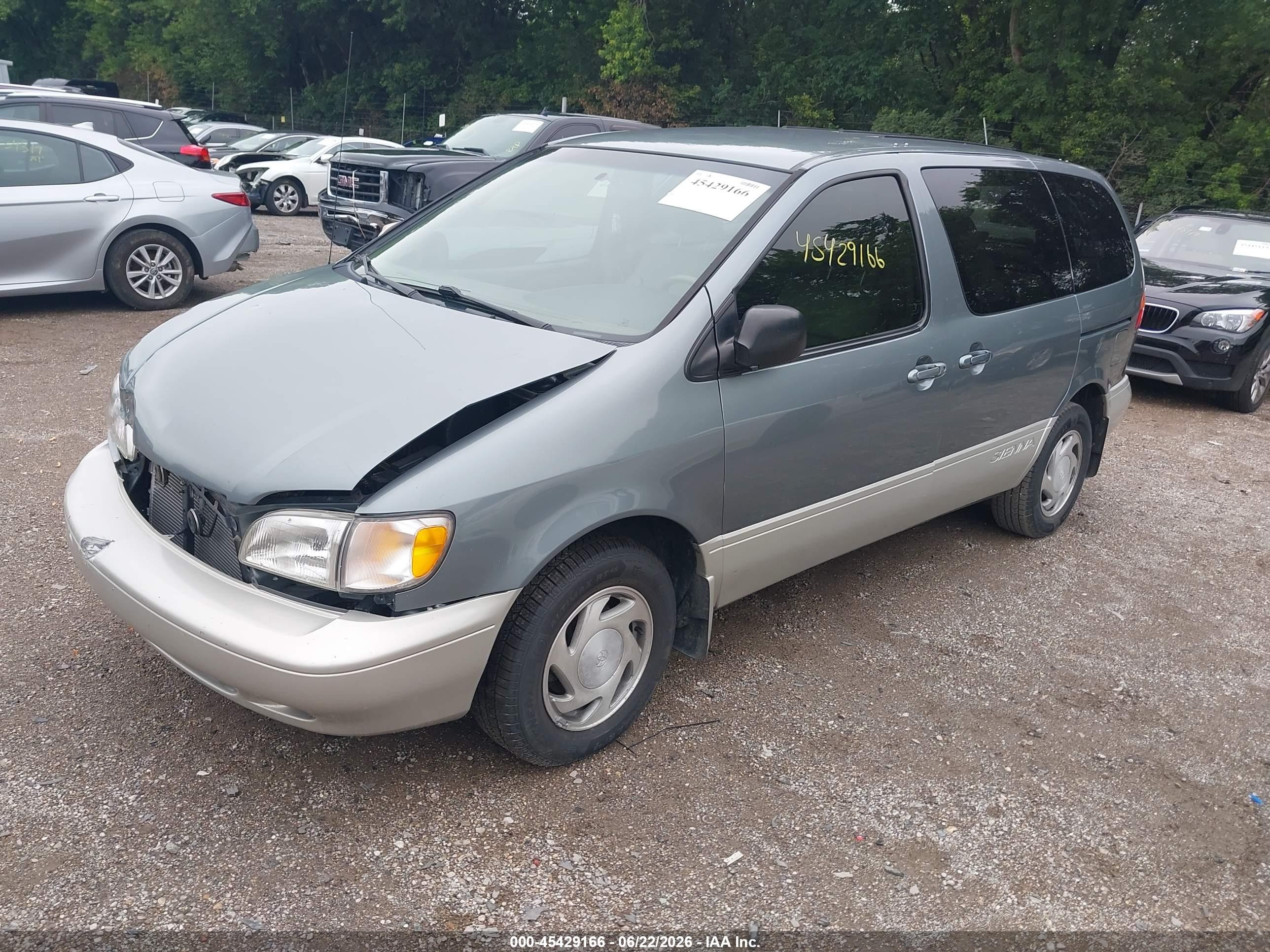 2000 Toyota Sienna Le/xle Blue vin: 4T3ZF13C5YU240136