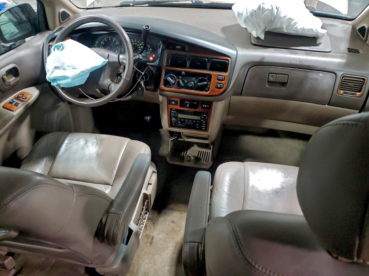 2000 Toyota Sienna Xle Tan vin: 4T3ZF13C5YU273685