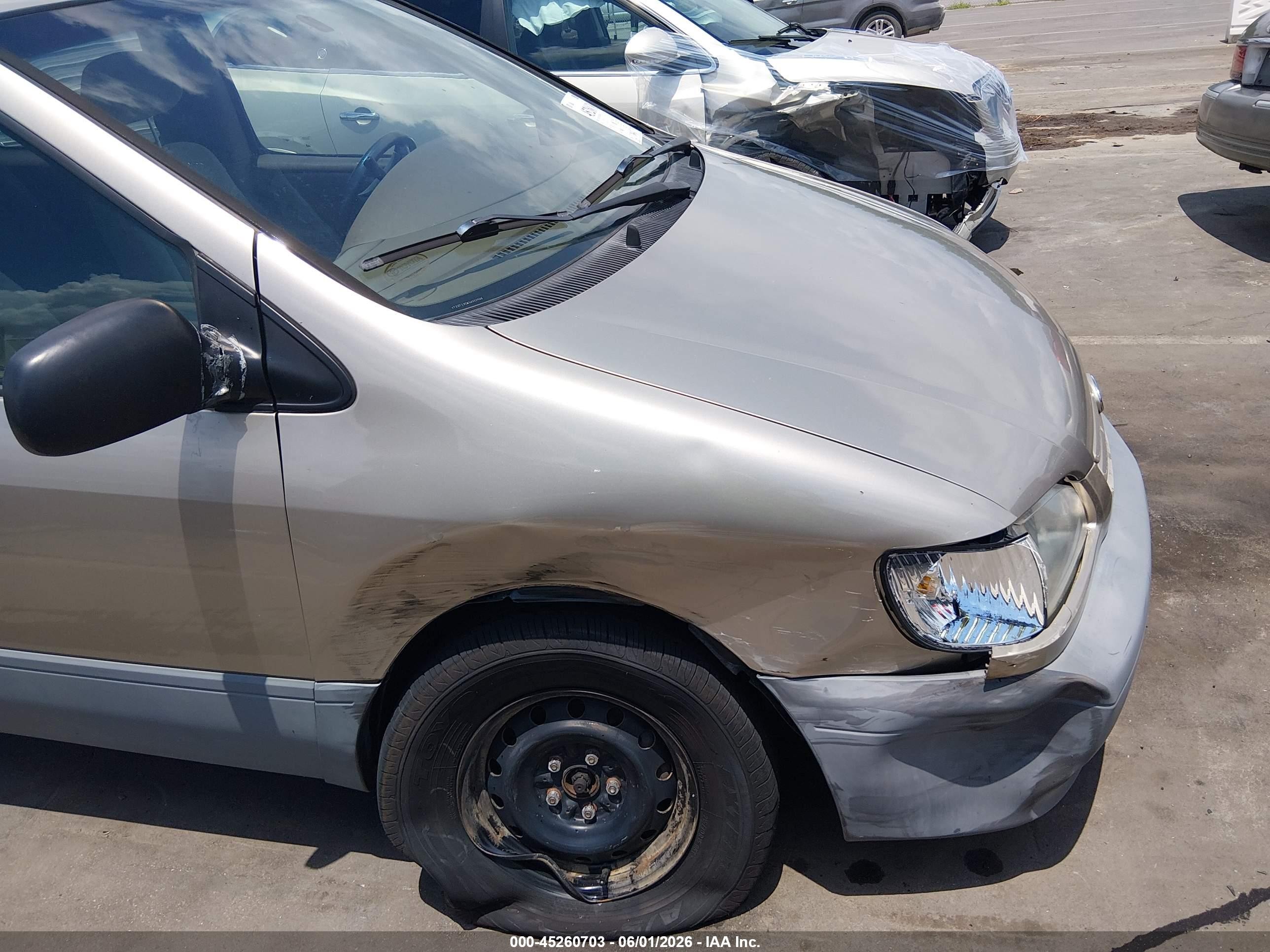 2001 Toyota Sienna Le Tan vin: 4T3ZF13C61U322026