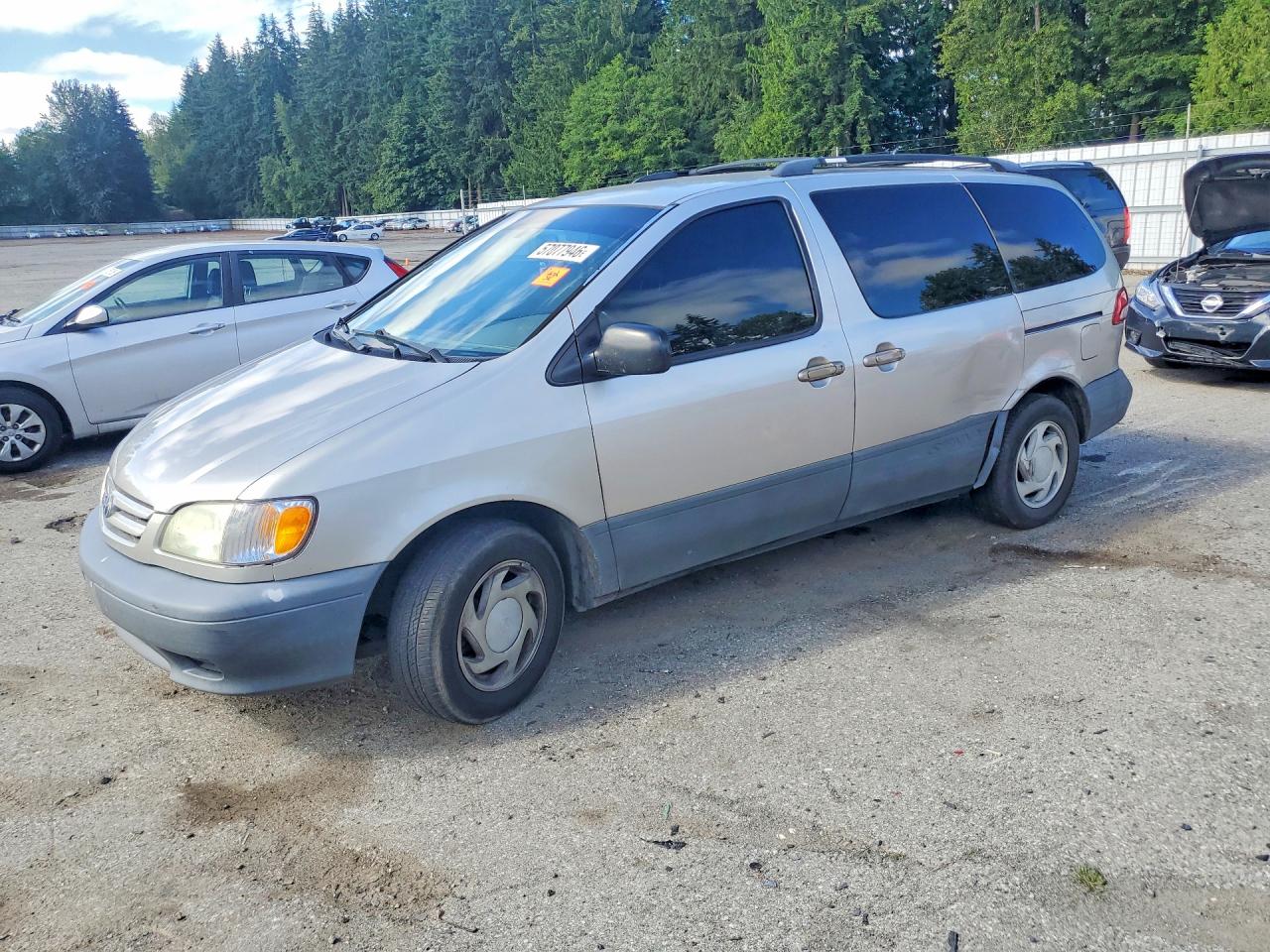 2001 Toyota Sienna Le Серебряный vin: 4T3ZF13C61U333611