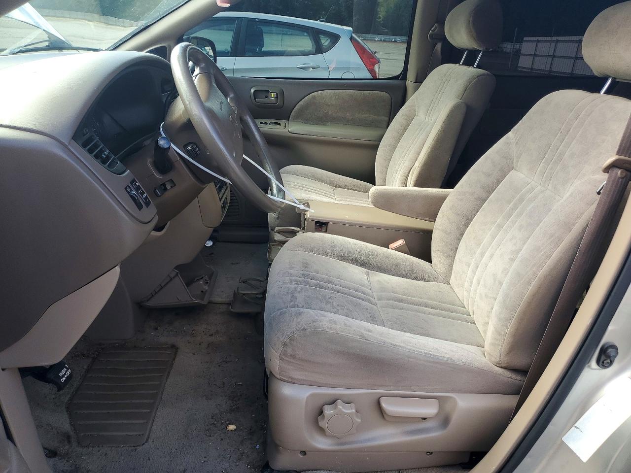 2001 Toyota Sienna Le Серебряный vin: 4T3ZF13C61U333611
