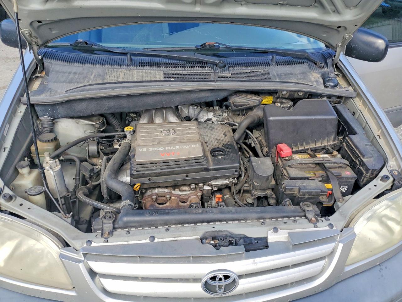 2001 Toyota Sienna Le Серебряный vin: 4T3ZF13C61U333611