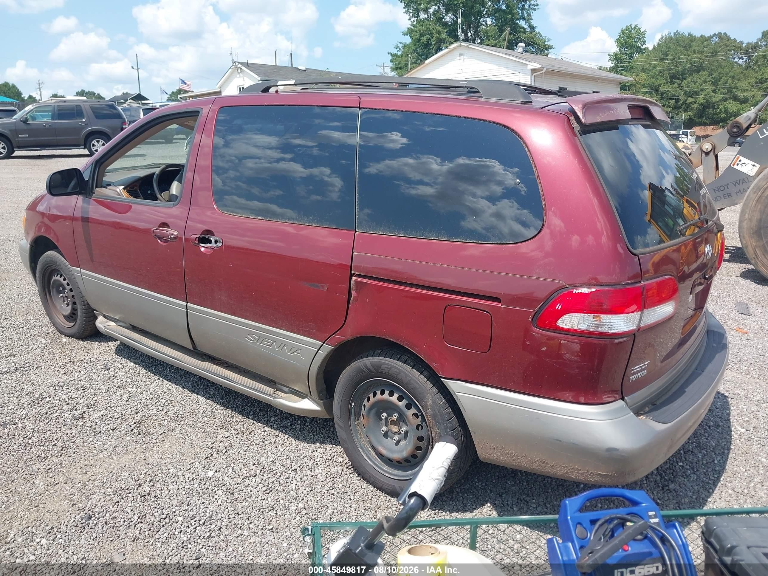 2002 Toyota Sienna Xle Burgundy vin: 4T3ZF13C62U464572