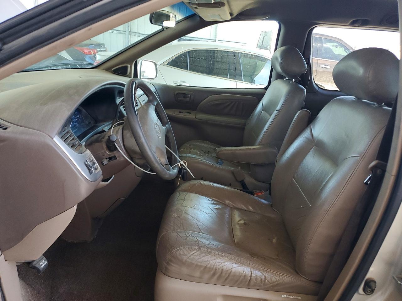 2003 Toyota Sienna Xle Tan vin: 4T3ZF13C63U518082