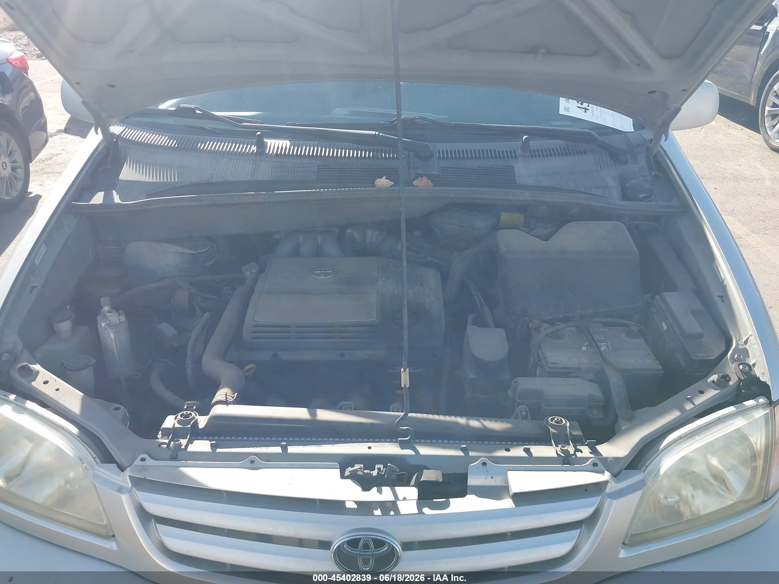 2003 Toyota Sienna Le Silver vin: 4T3ZF13C63U539126