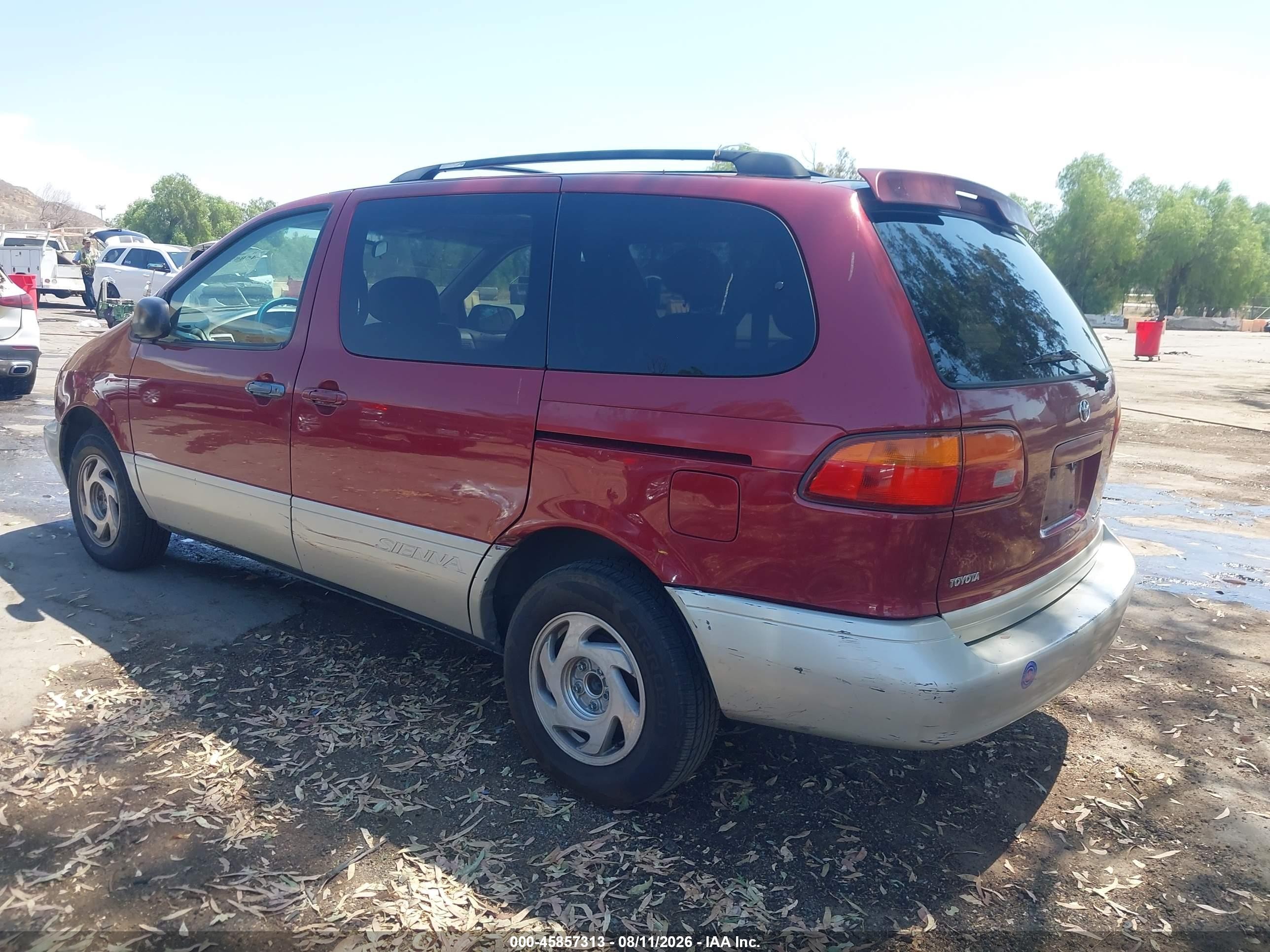 1998 Toyota Sienna Xle Red vin: 4T3ZF13C6WU048026