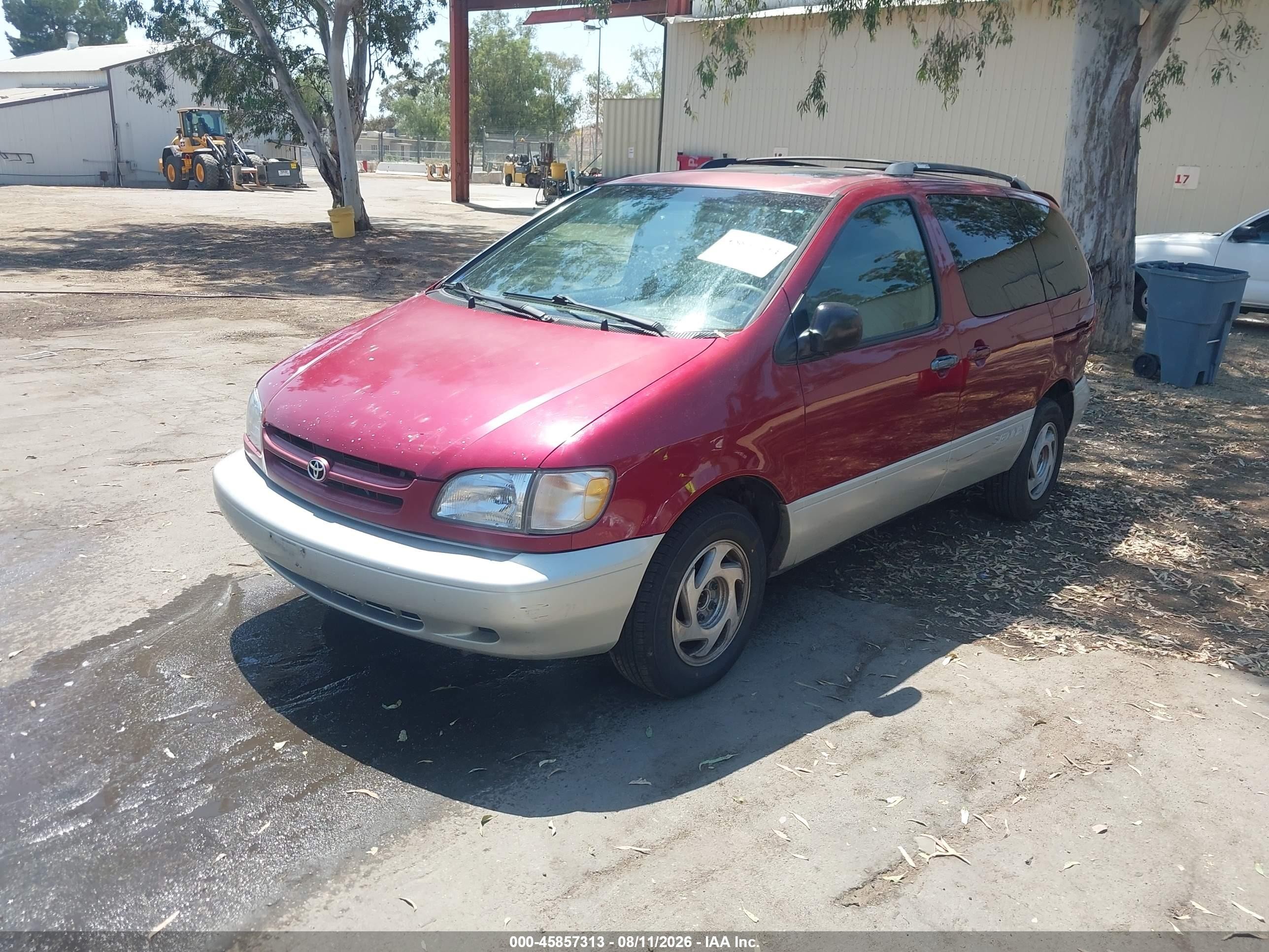 1998 Toyota Sienna Xle Red vin: 4T3ZF13C6WU048026