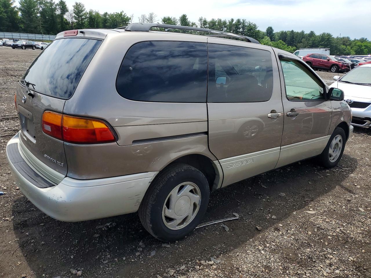 1998 Toyota Sienna Xle Silver vin: 4T3ZF13C6WU057115