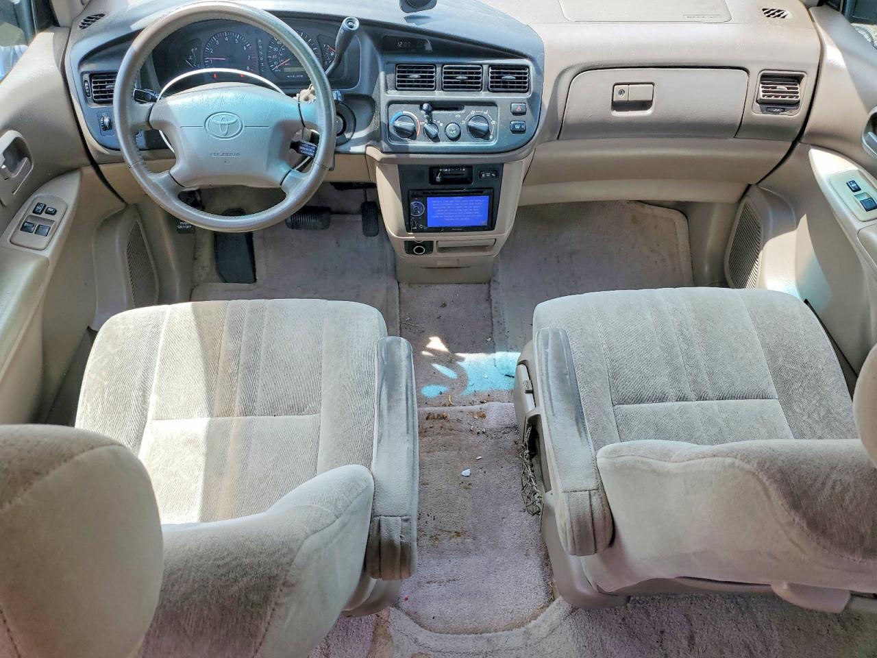 1998 Toyota Sienna Xle Silver vin: 4T3ZF13C6WU057115