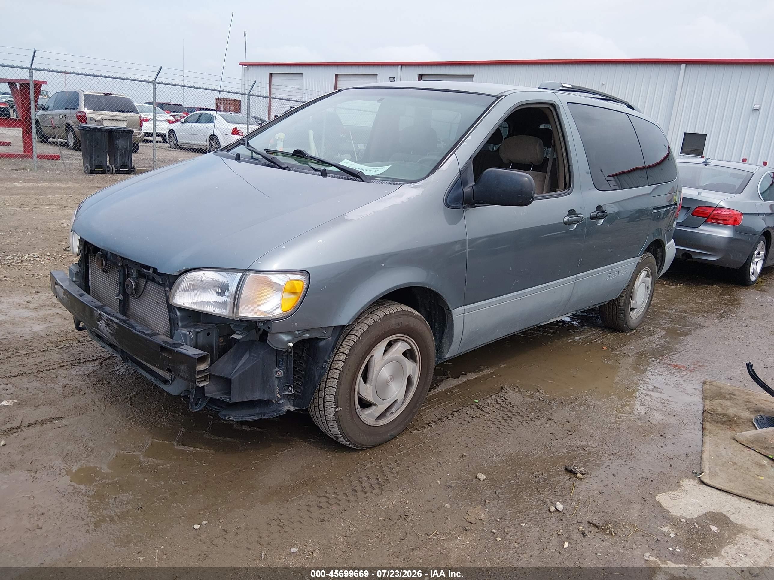 1998 Toyota Sienna Le Blue vin: 4T3ZF13C6WU085822