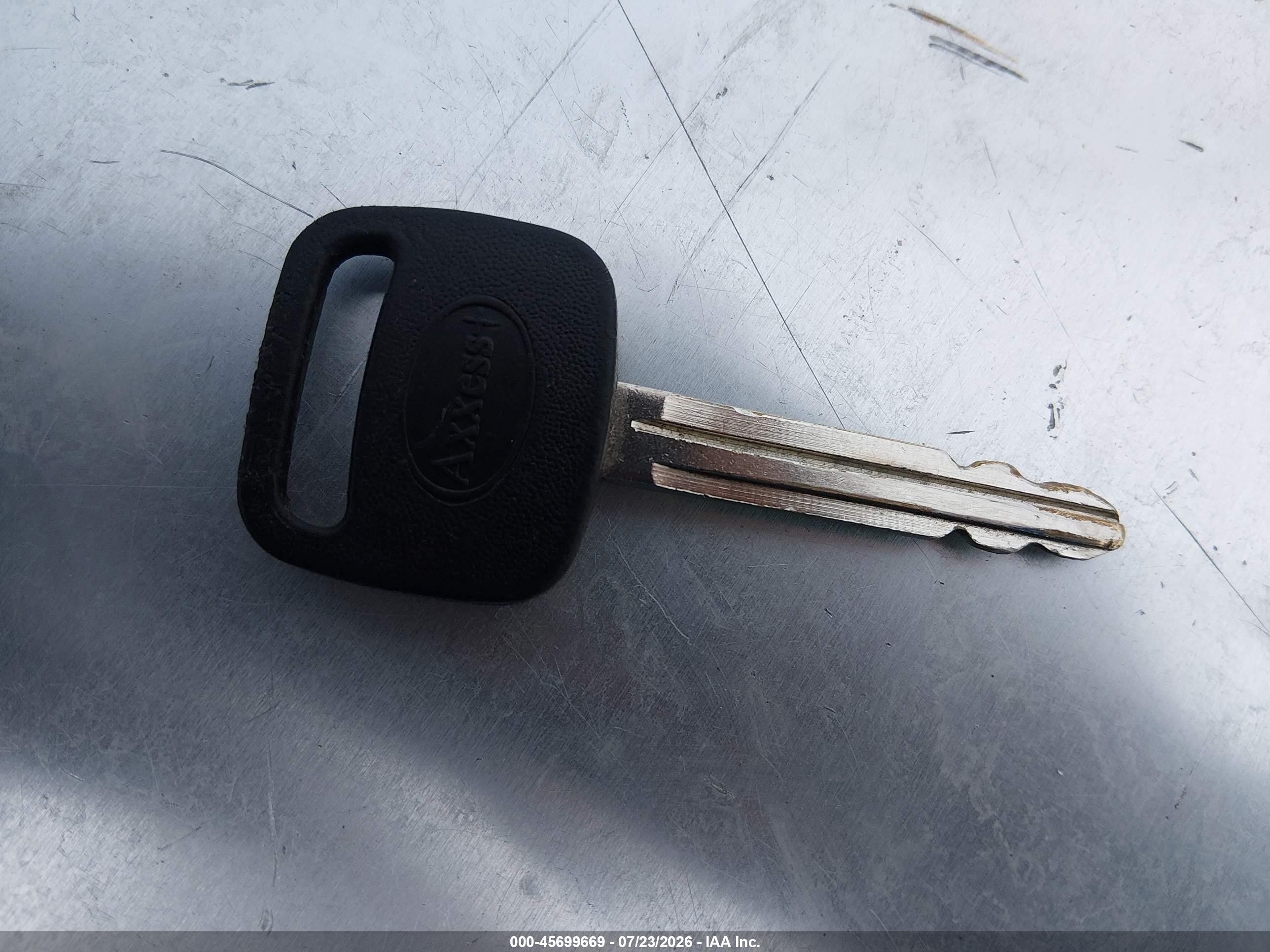 1998 Toyota Sienna Le Blue vin: 4T3ZF13C6WU085822