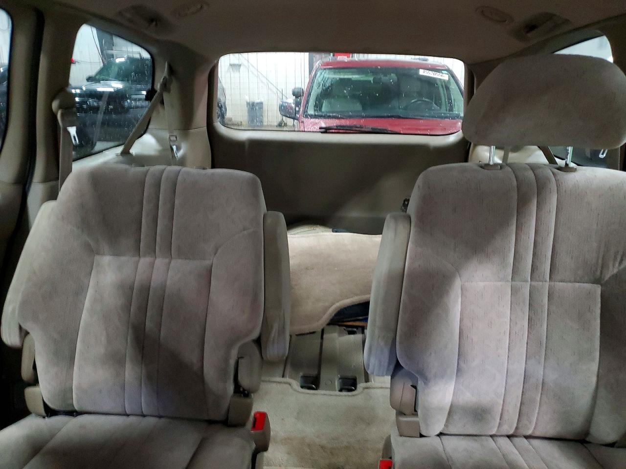 1999 Toyota Sienna Le Tan vin: 4T3ZF13C6XU093193