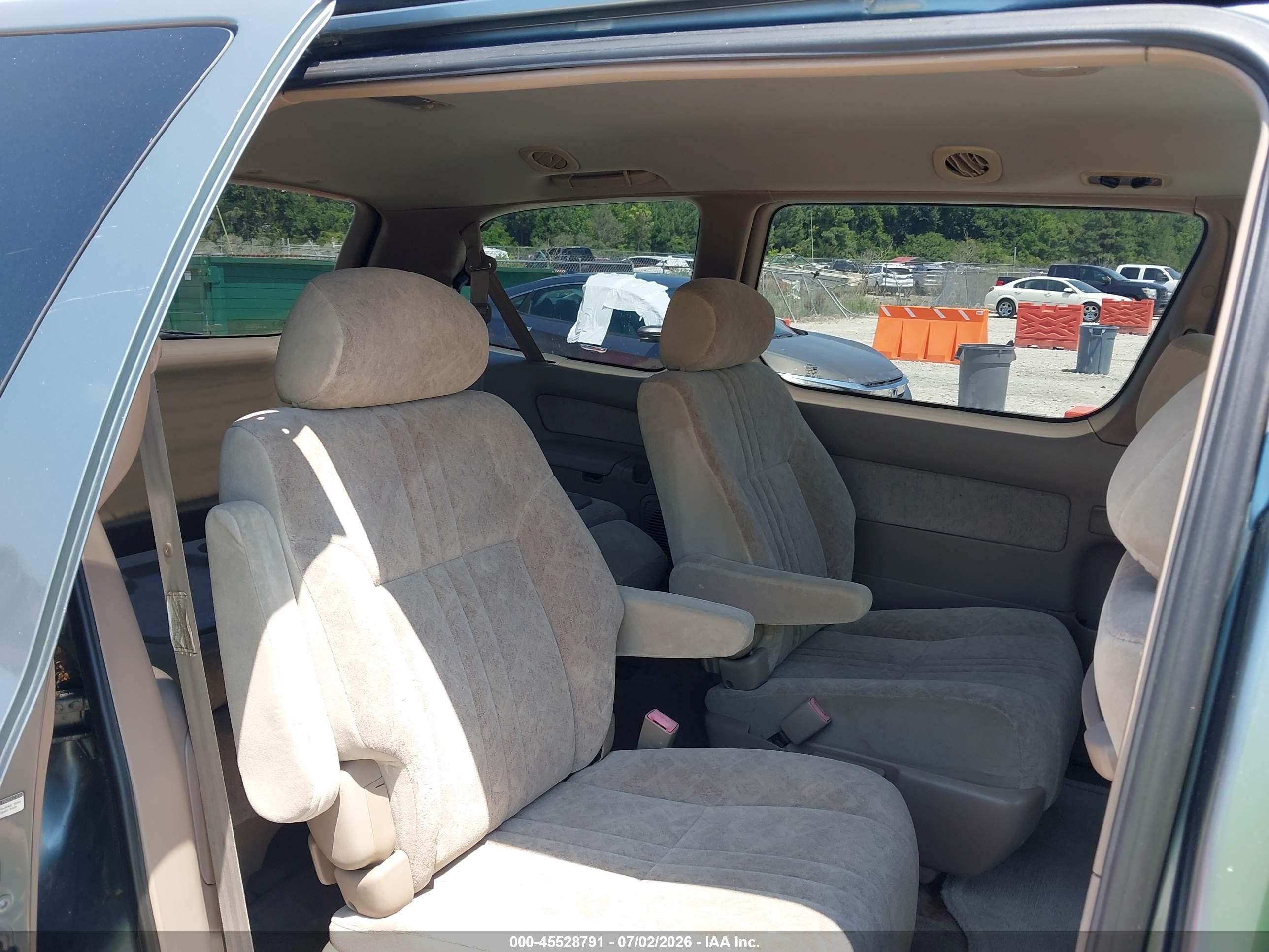 1999 Toyota Sienna Le Teal vin: 4T3ZF13C6XU107450