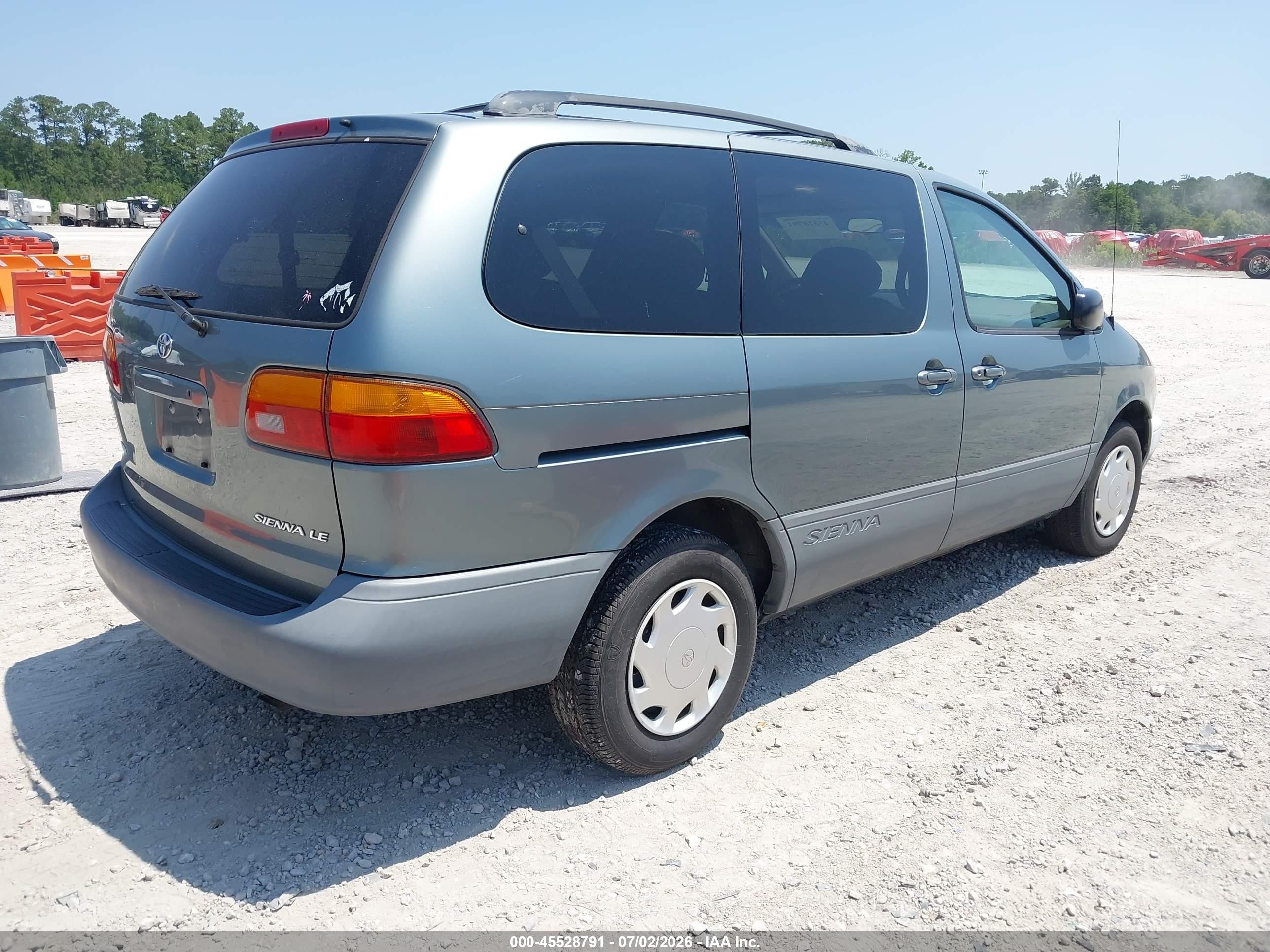 1999 Toyota Sienna Le Teal vin: 4T3ZF13C6XU107450