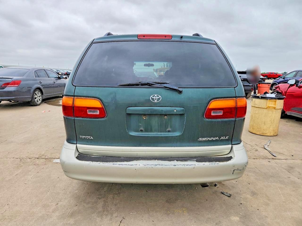 1999 Toyota Sienna Xle Green vin: 4T3ZF13C6XU114818