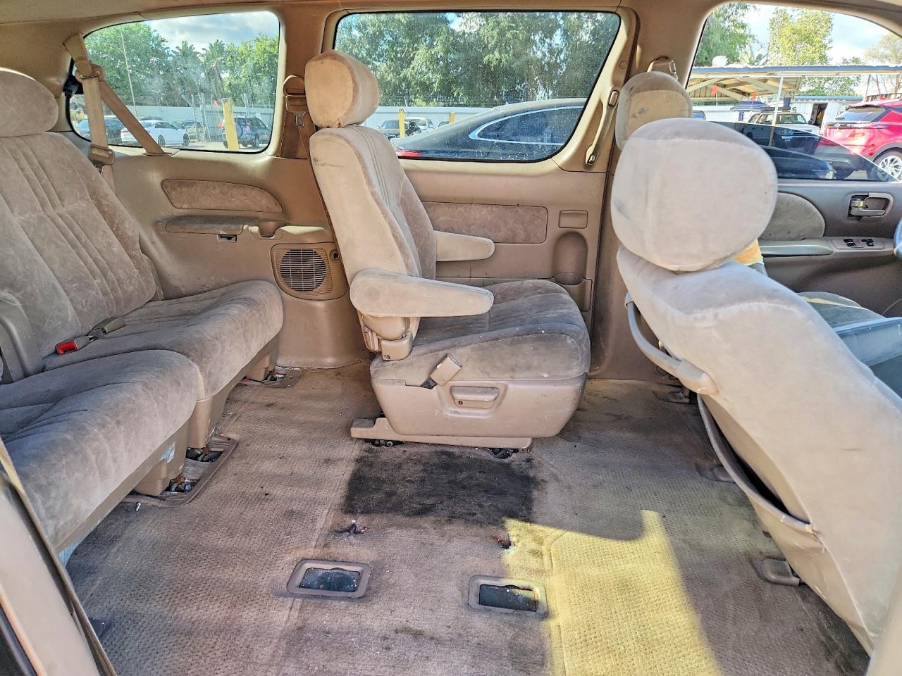 2000 Toyota Sienna Le Зеленый vin: 4T3ZF13C6YU263103