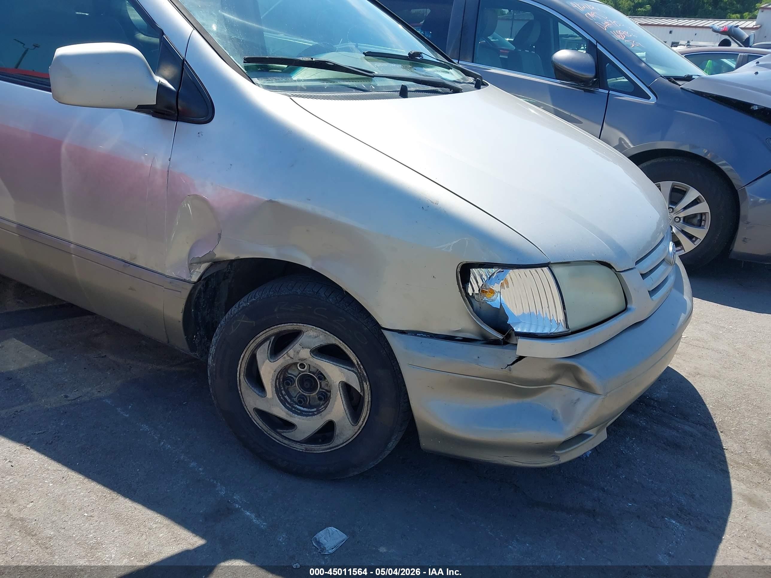2001 Toyota Sienna Xle Silver vin: 4T3ZF13C71U361031