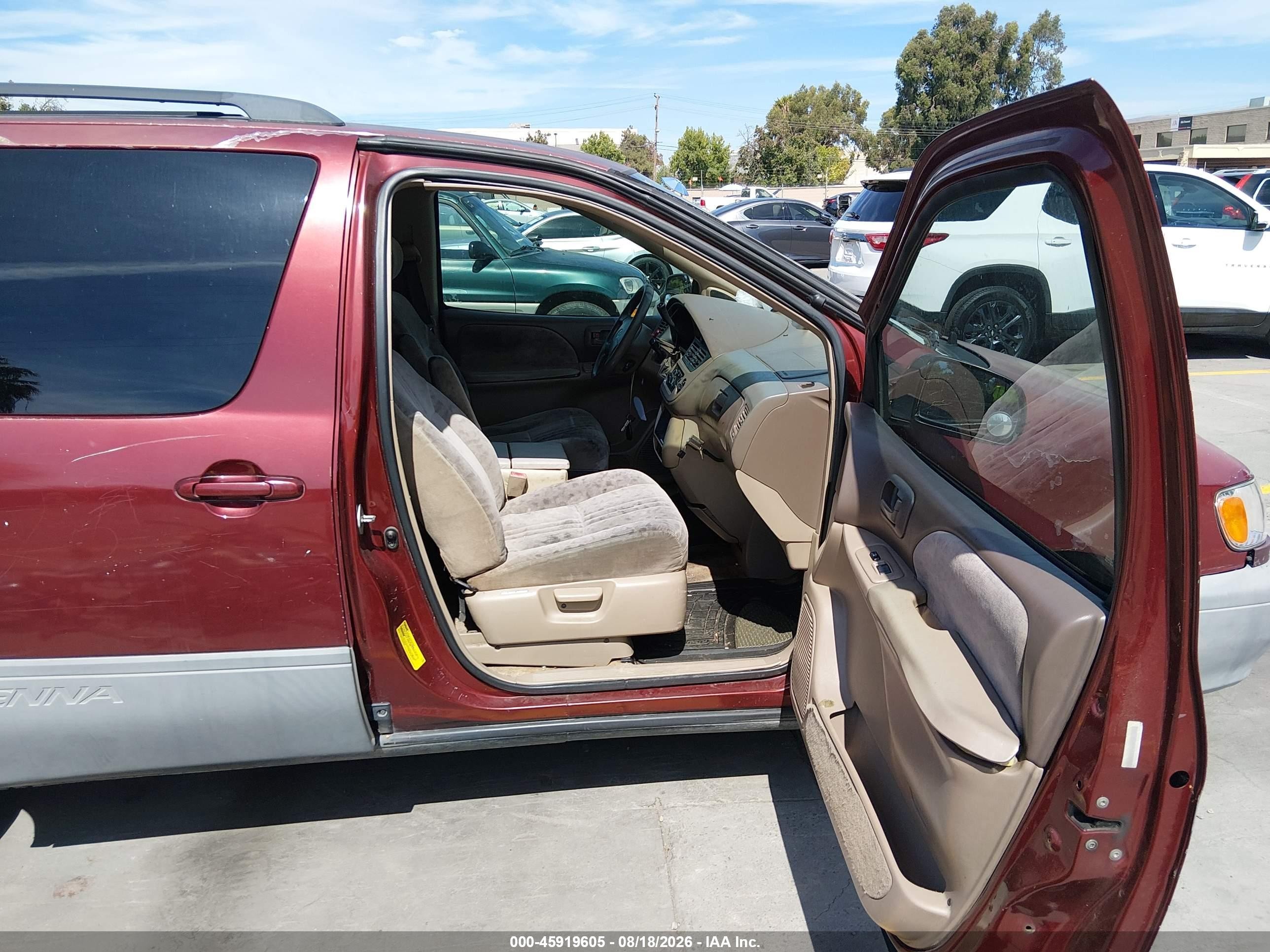 2001 Toyota Sienna Le Brown vin: 4T3ZF13C71U384860