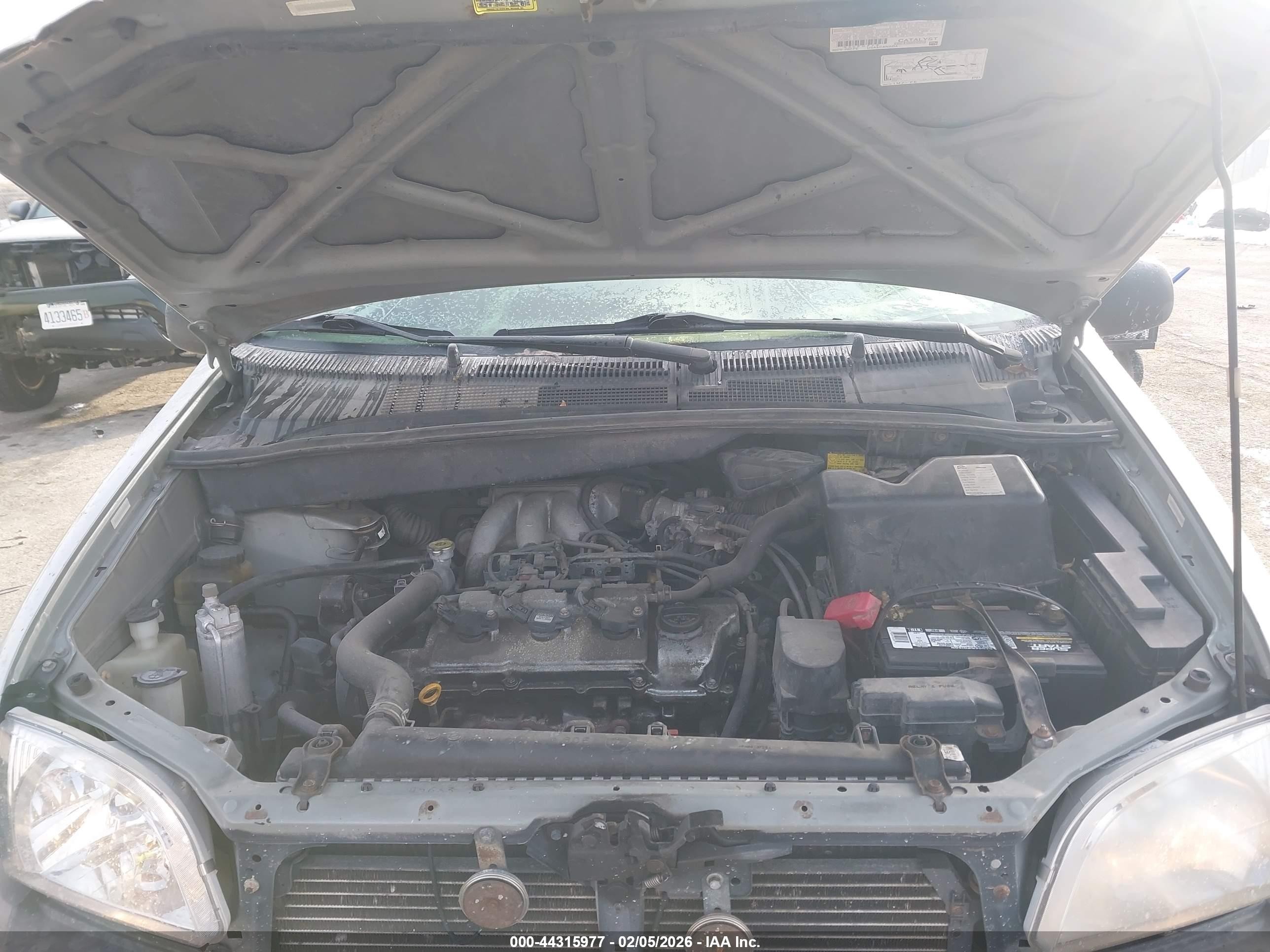 2001 Toyota Sienna Le Silver vin: 4T3ZF13C71U405464
