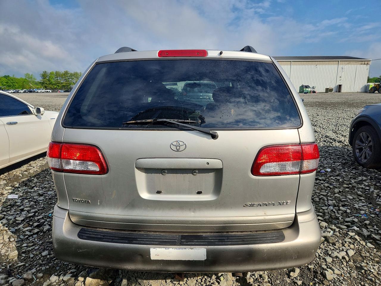 2001 Toyota Sienna Ce Beige vin: 4T3ZF13C71U409529