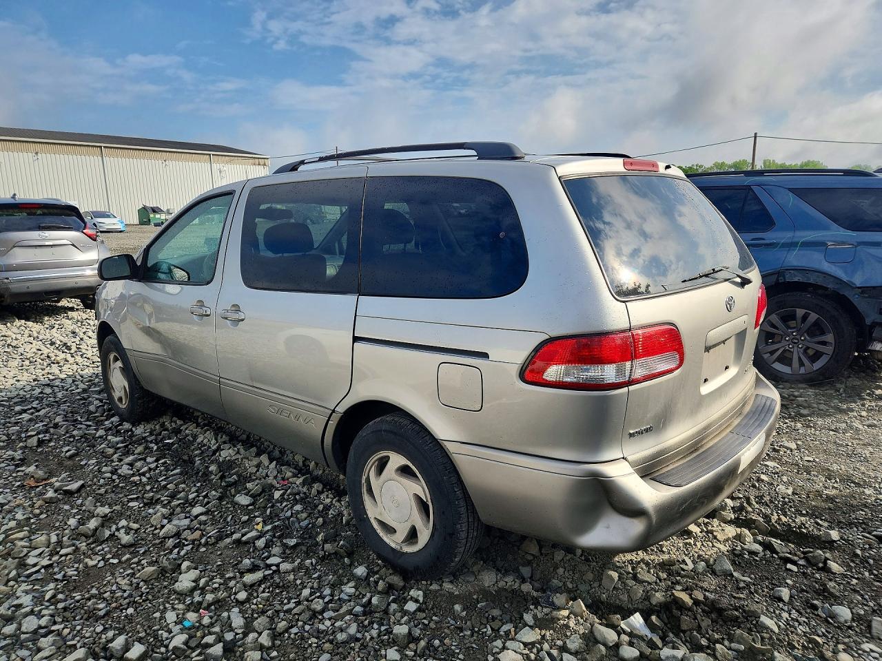 2001 Toyota Sienna Ce Beige vin: 4T3ZF13C71U409529