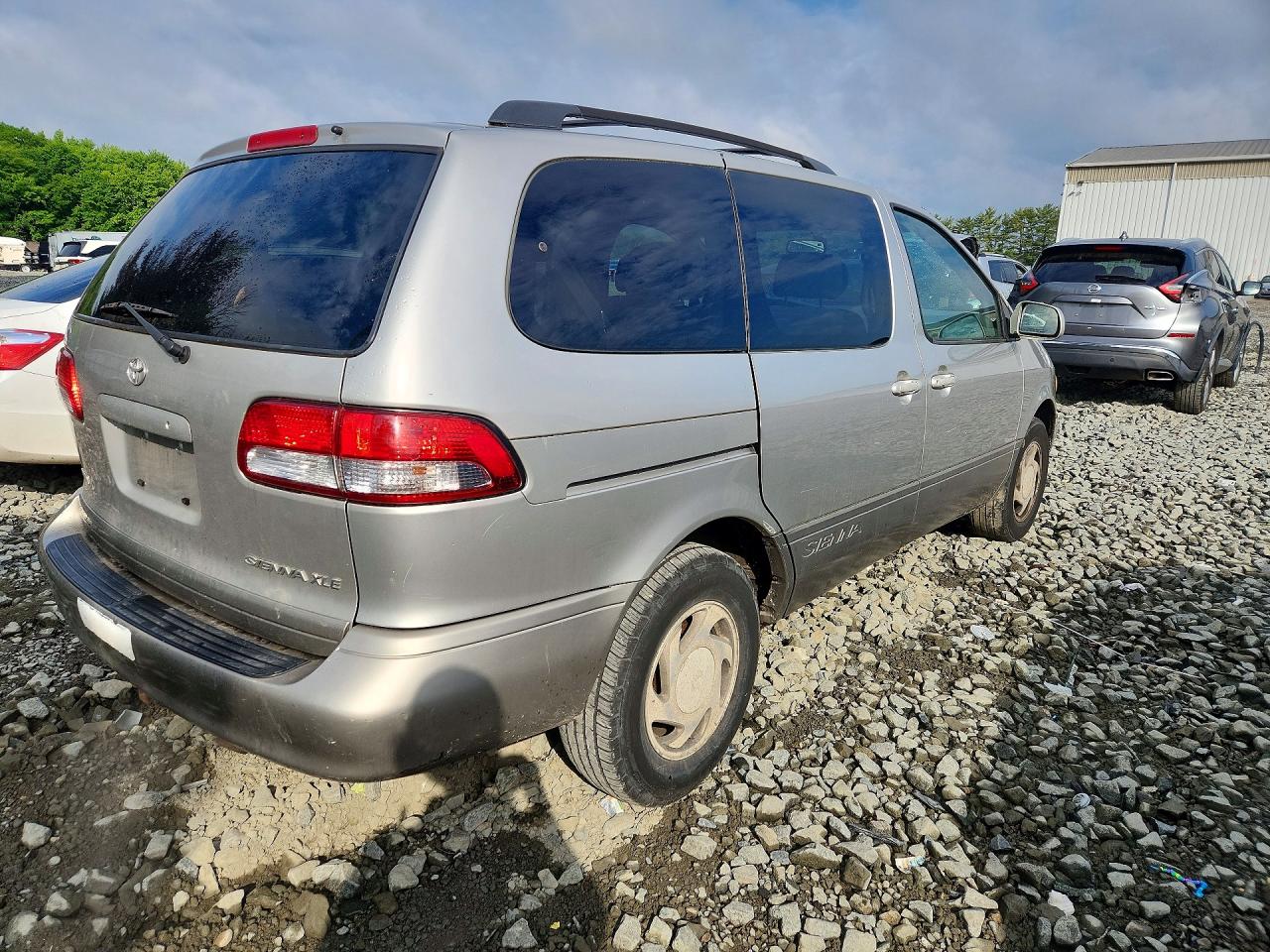 2001 Toyota Sienna Ce Beige vin: 4T3ZF13C71U409529