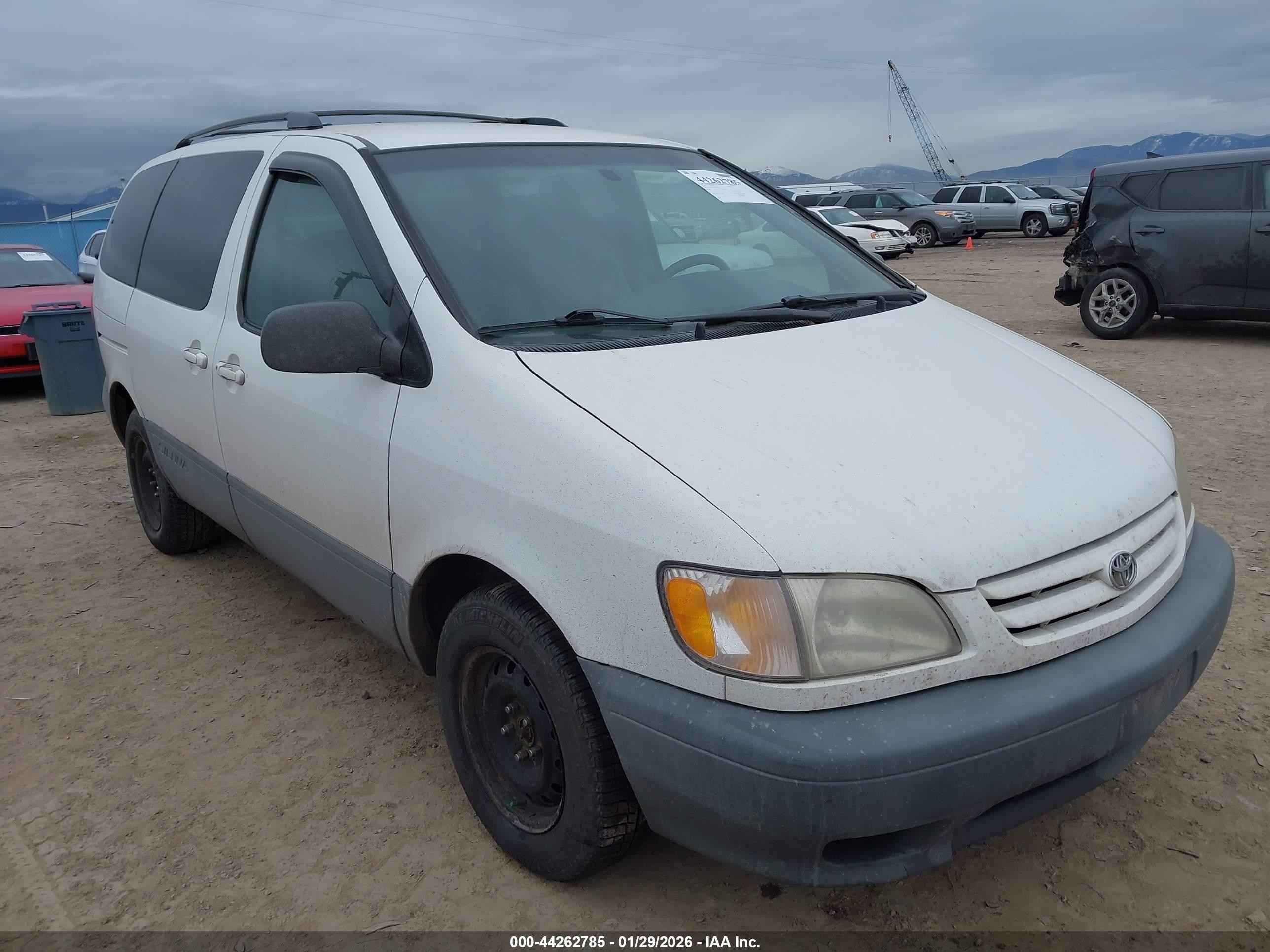 2002 Toyota Sienna Le White vin: 4T3ZF13C72U417244