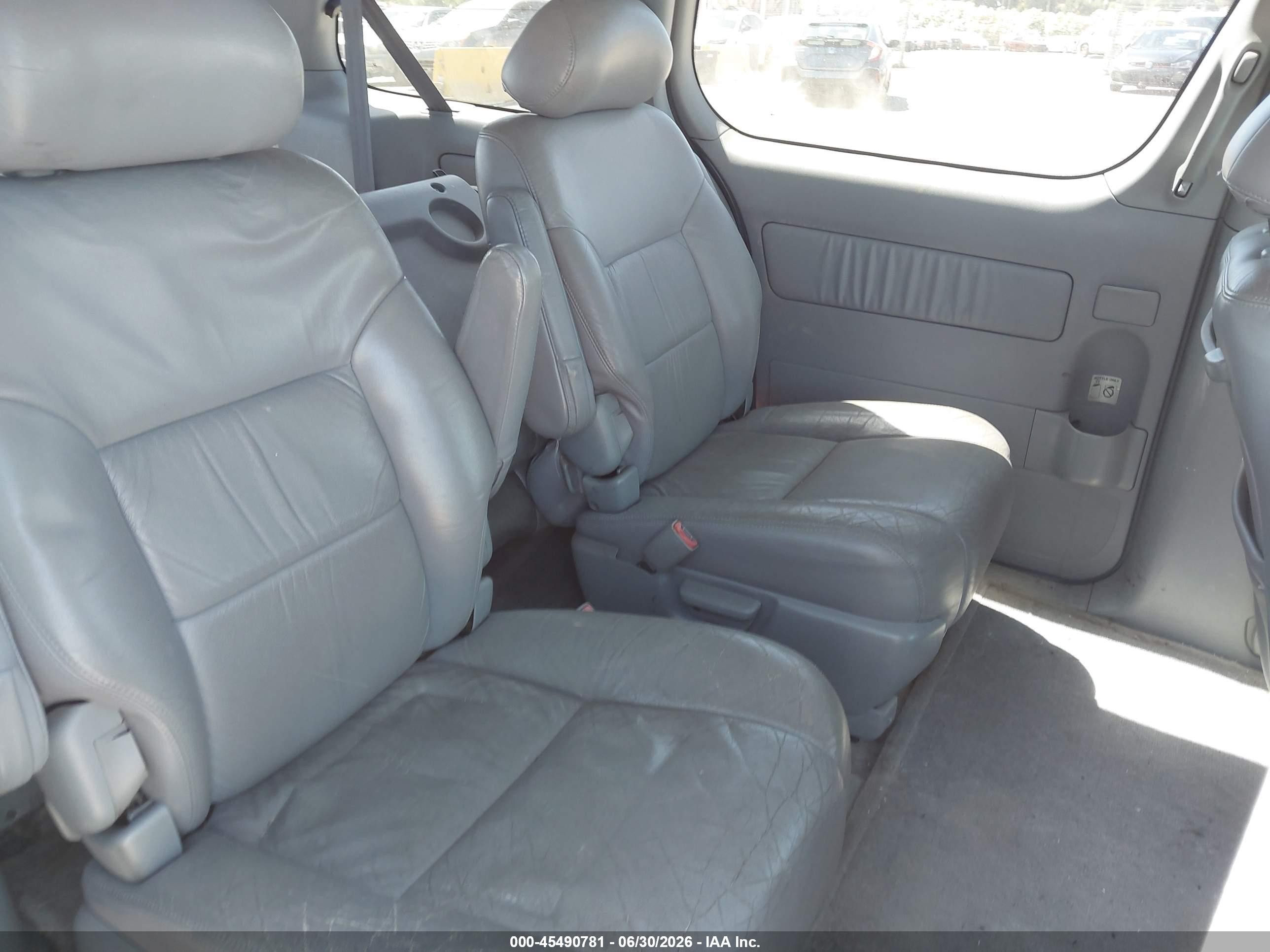 2002 Toyota Sienna Xle Gray vin: 4T3ZF13C72U421505