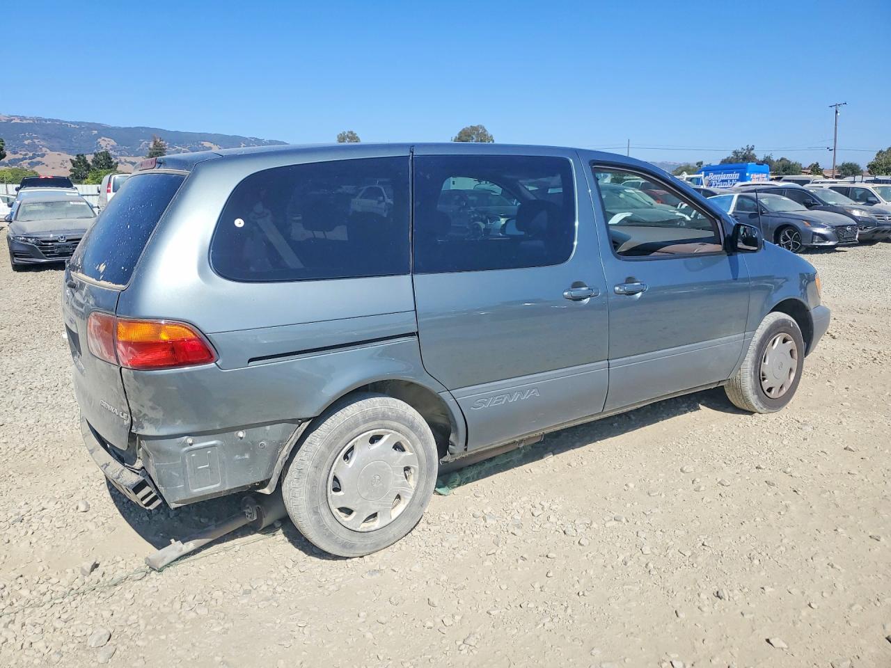 1998 Toyota Sienna Le Blue vin: 4T3ZF13C7WU084209