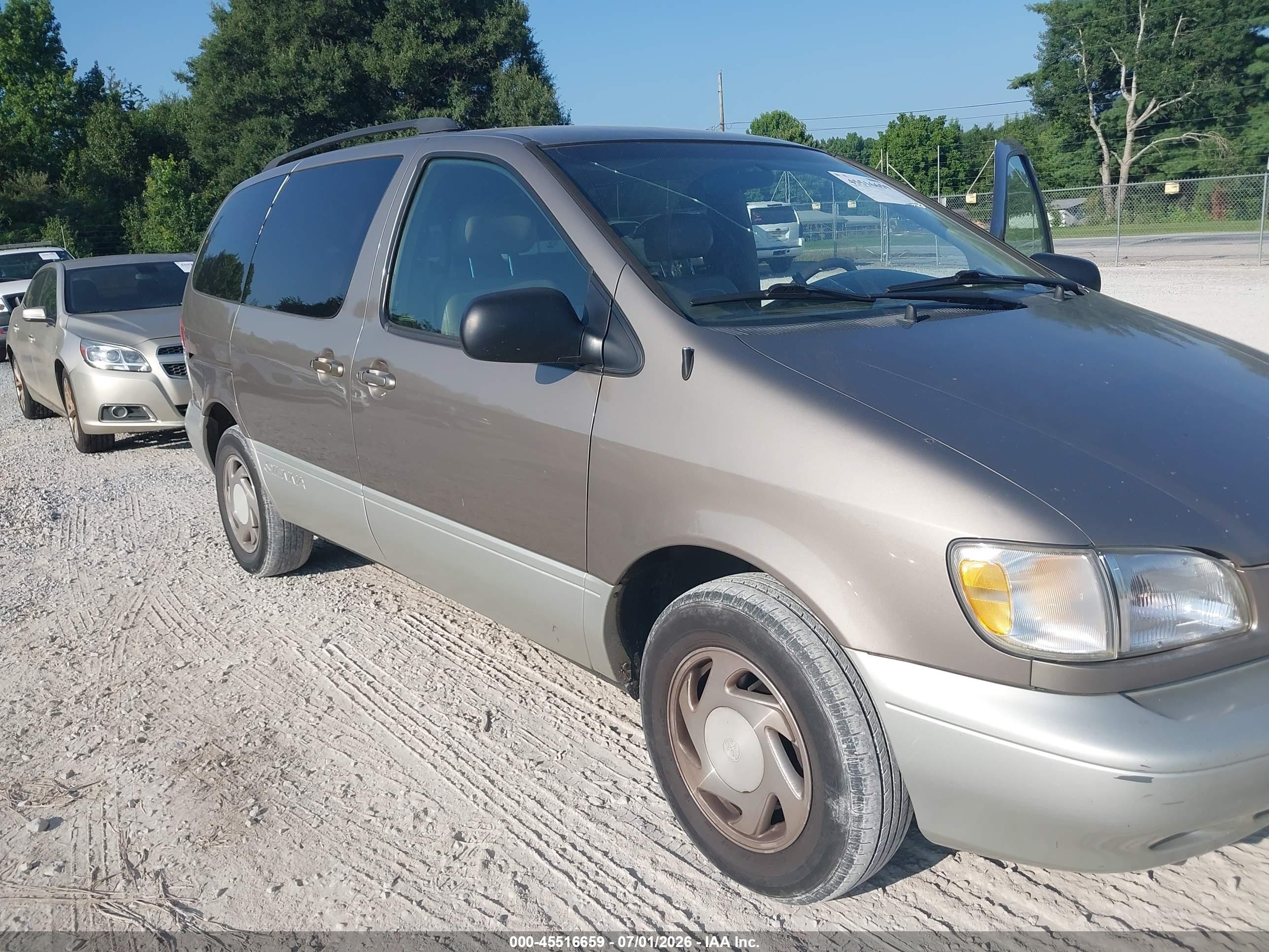 1999 Toyota Sienna Xle Brown vin: 4T3ZF13C7XU115136