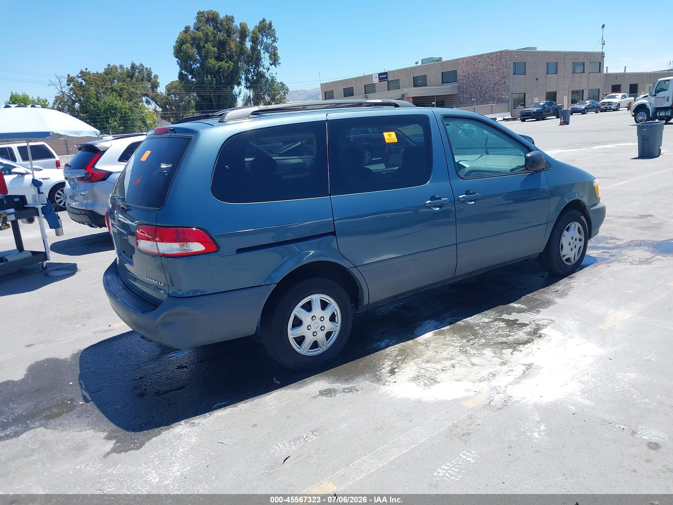 2001 Toyota Sienna Le Turquoise vin: 4T3ZF13C81U386181