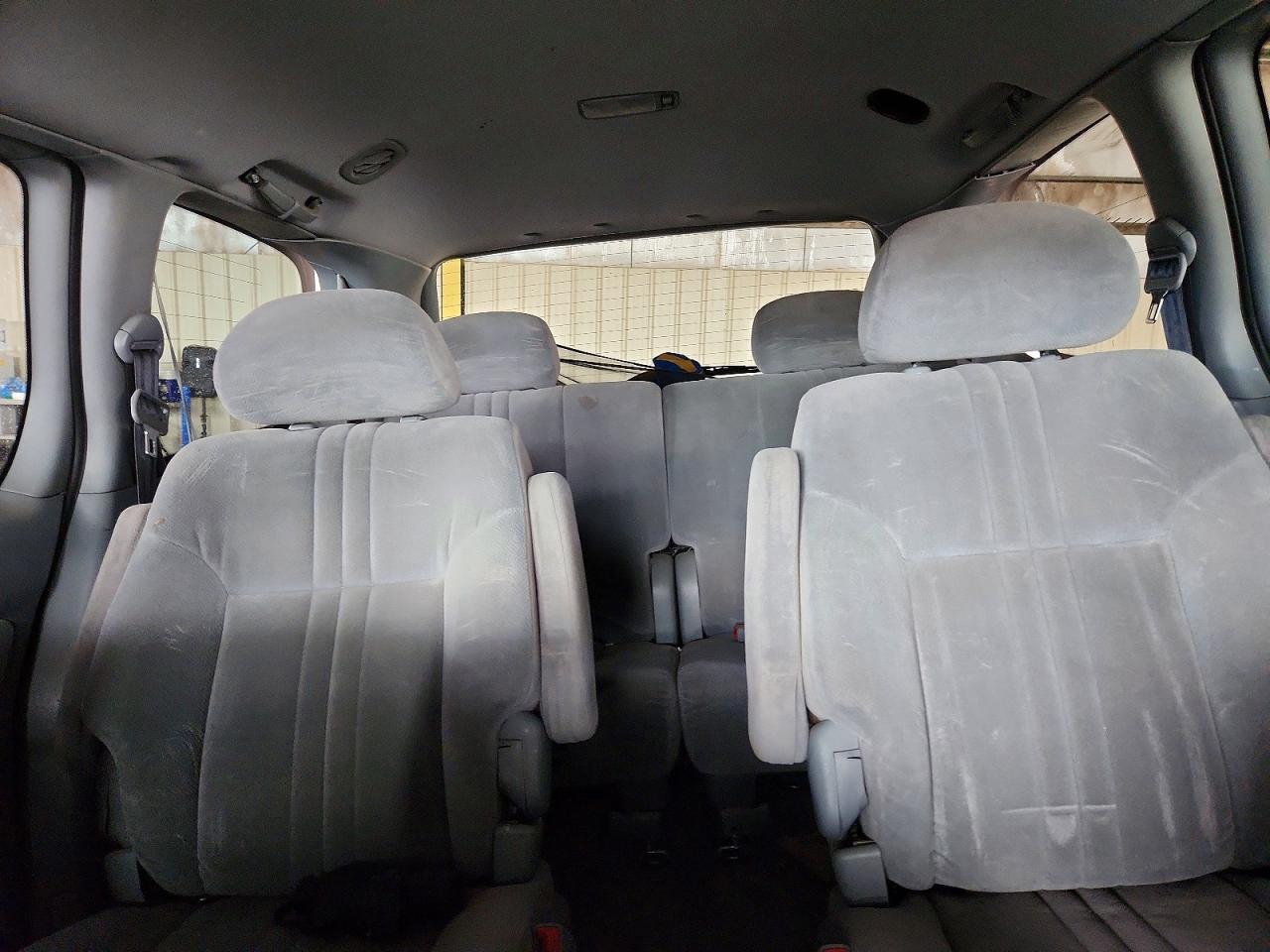 2003 Toyota Sienna Le Tan vin: 4T3ZF13C83U520514