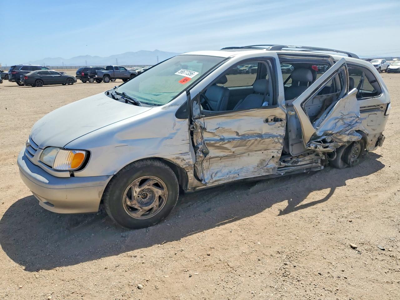 2003 Toyota Sienna Xle Серебряный vin: 4T3ZF13C83U530153