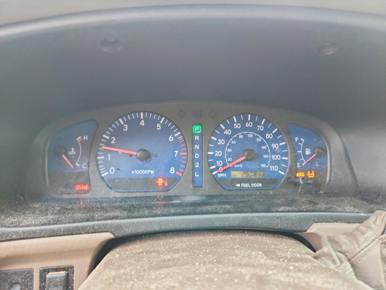 2003 Toyota Sienna Tan vin: 4T3ZF13C83U535045