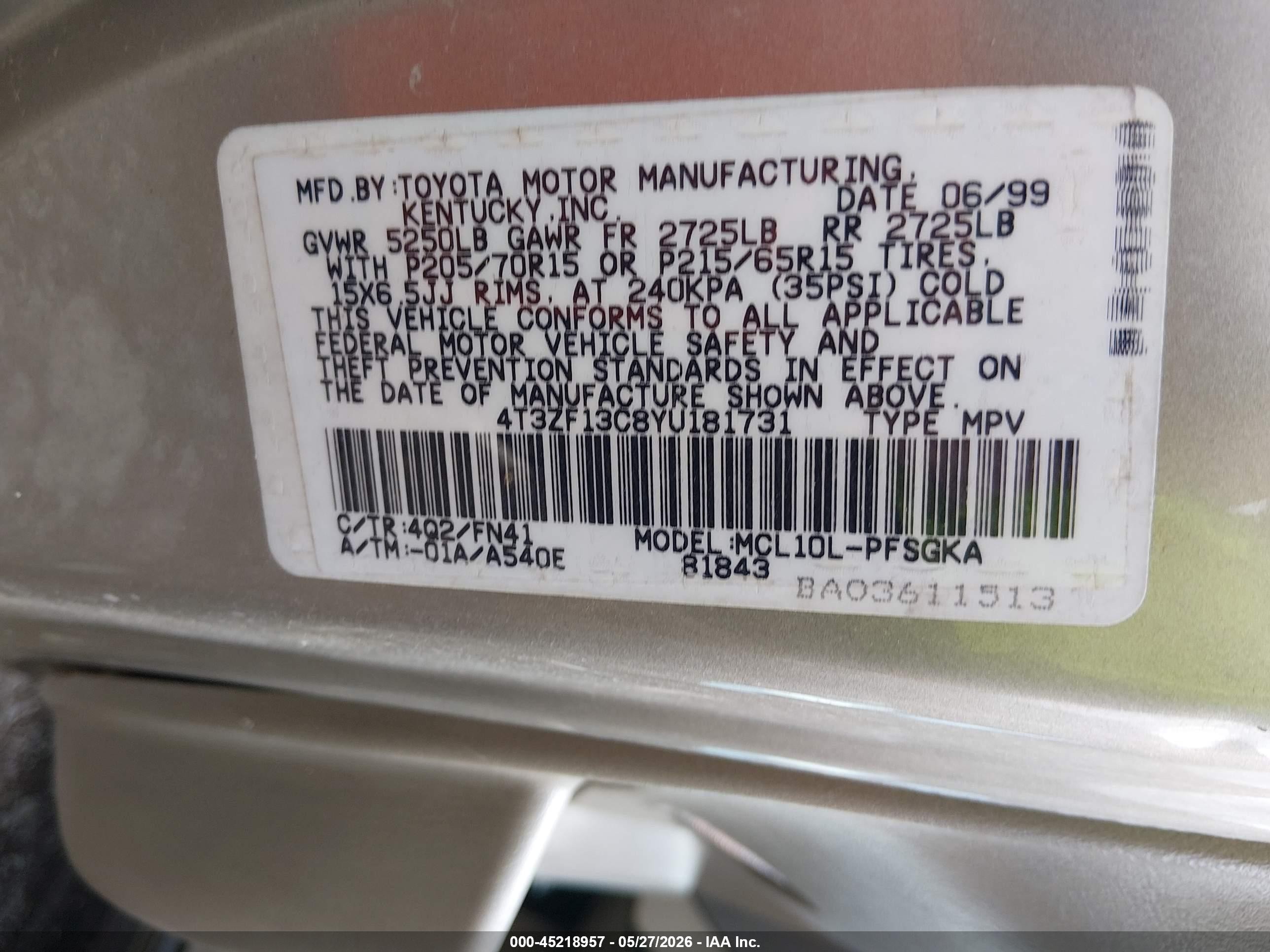 2000 Toyota Sienna Le Champagne vin: 4T3ZF13C8YU181731